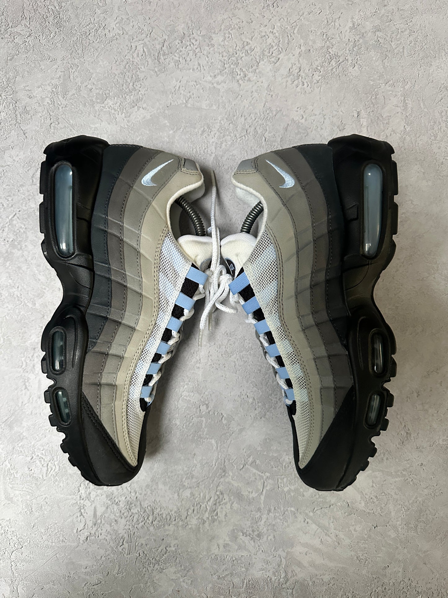 Nike Air Max 95 - Aluminum - UK9.5