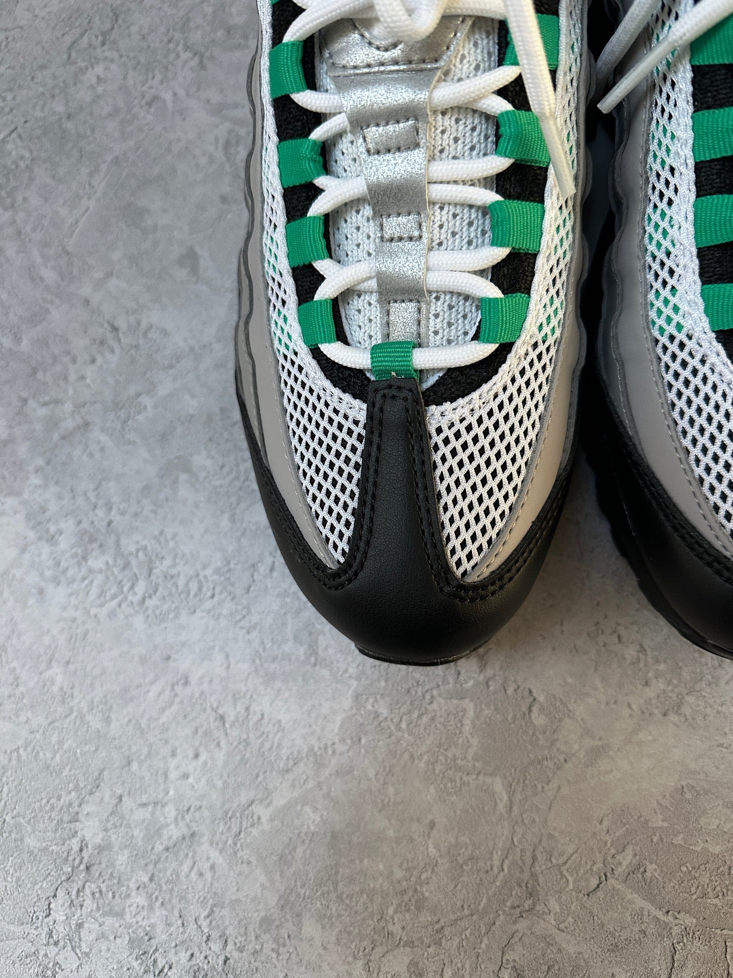 Nike Air Max 95 - Stadium Green - UK7