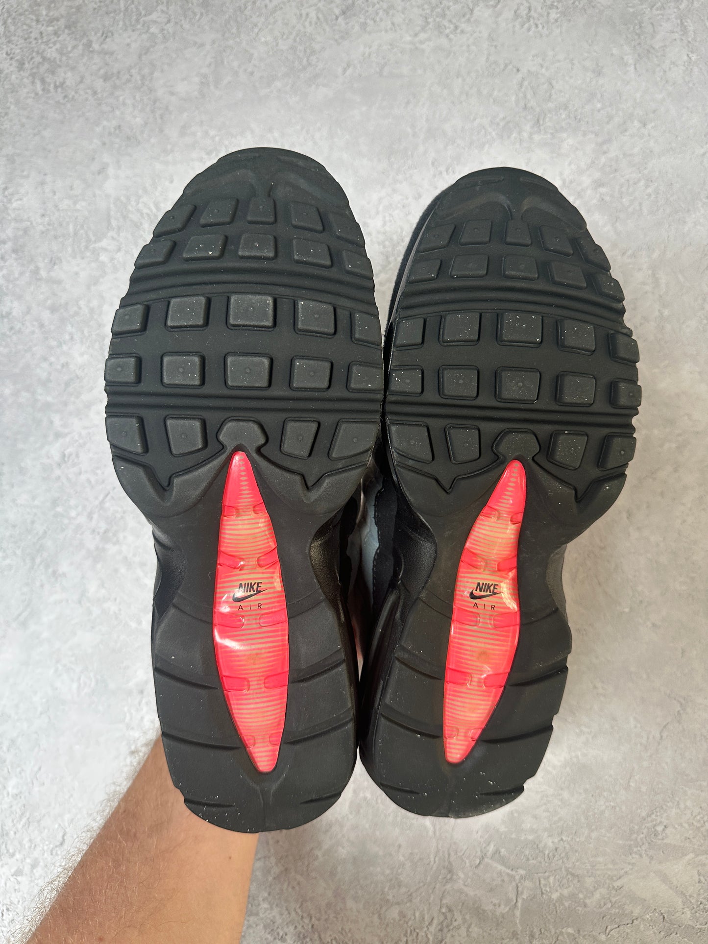 Nike Air Max 95 - Solar Red 2017 - UK7.5
