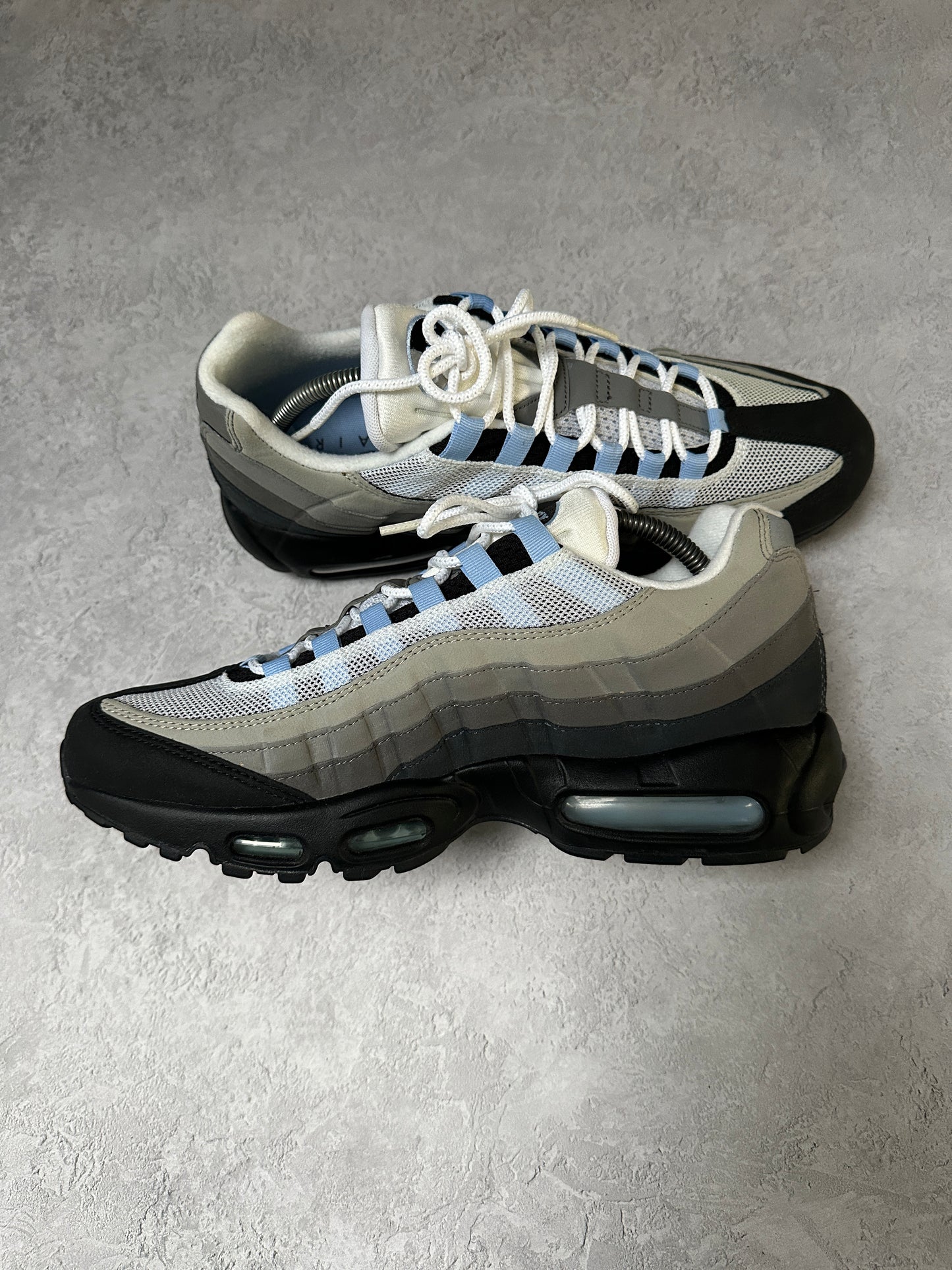 Nike Air Max 95 - Aluminum - UK9.5