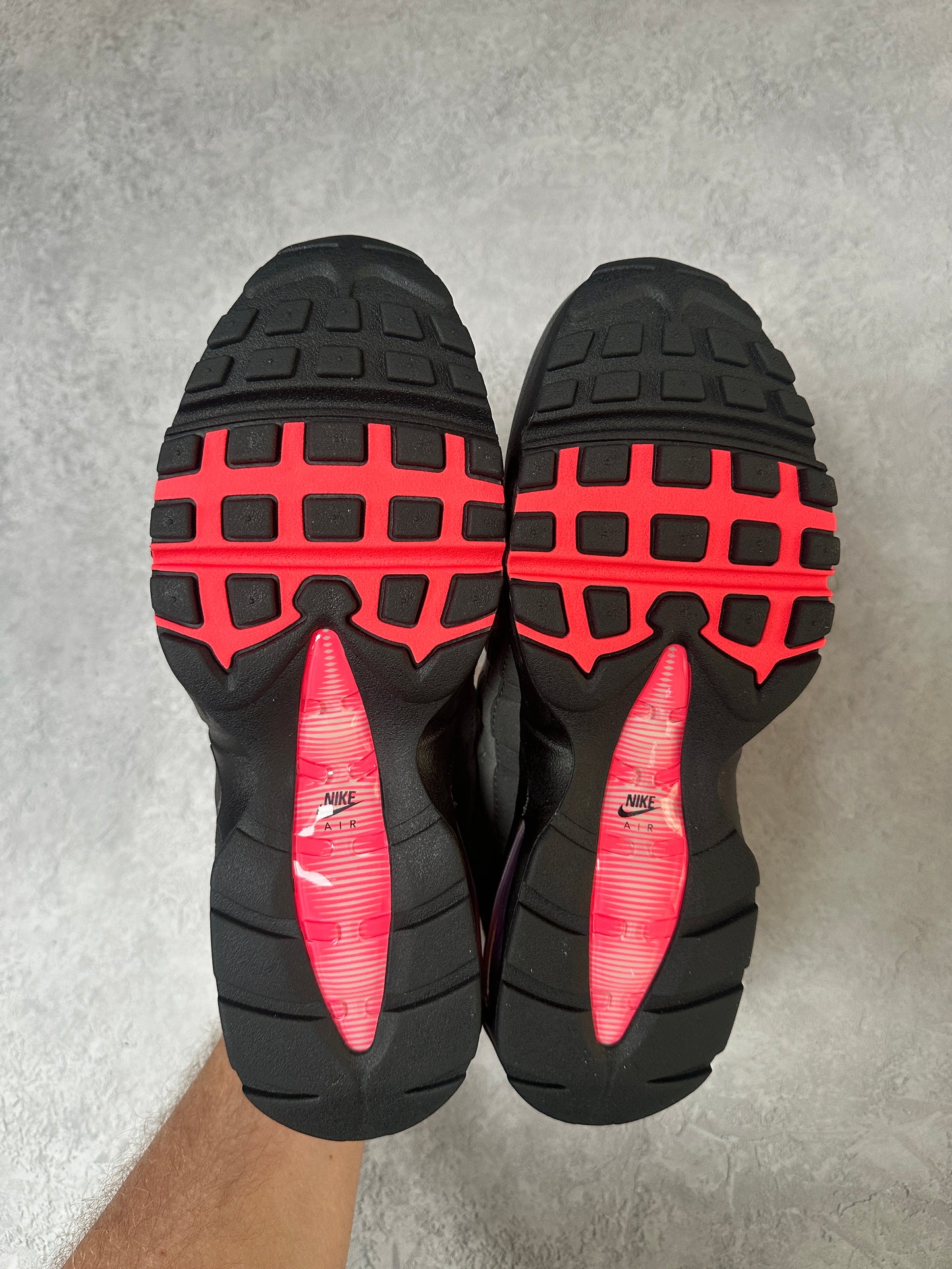 Nike Air Max 95 - Solar Red 2025 - UK8