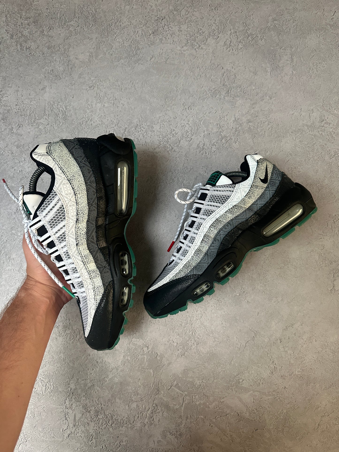Nike Air Max 95 - Day of the Dead - UK8 - CT1139-001
