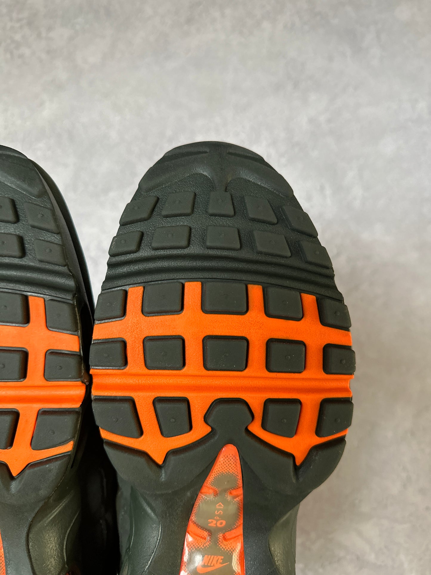 Nike Air Max 95 - Total Orange - UK9
