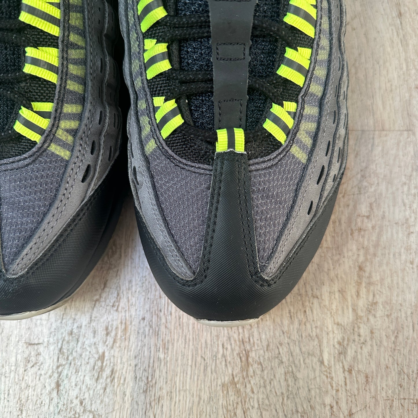 Nike Air Max 95 - Neon Kim Jones - UK9.5