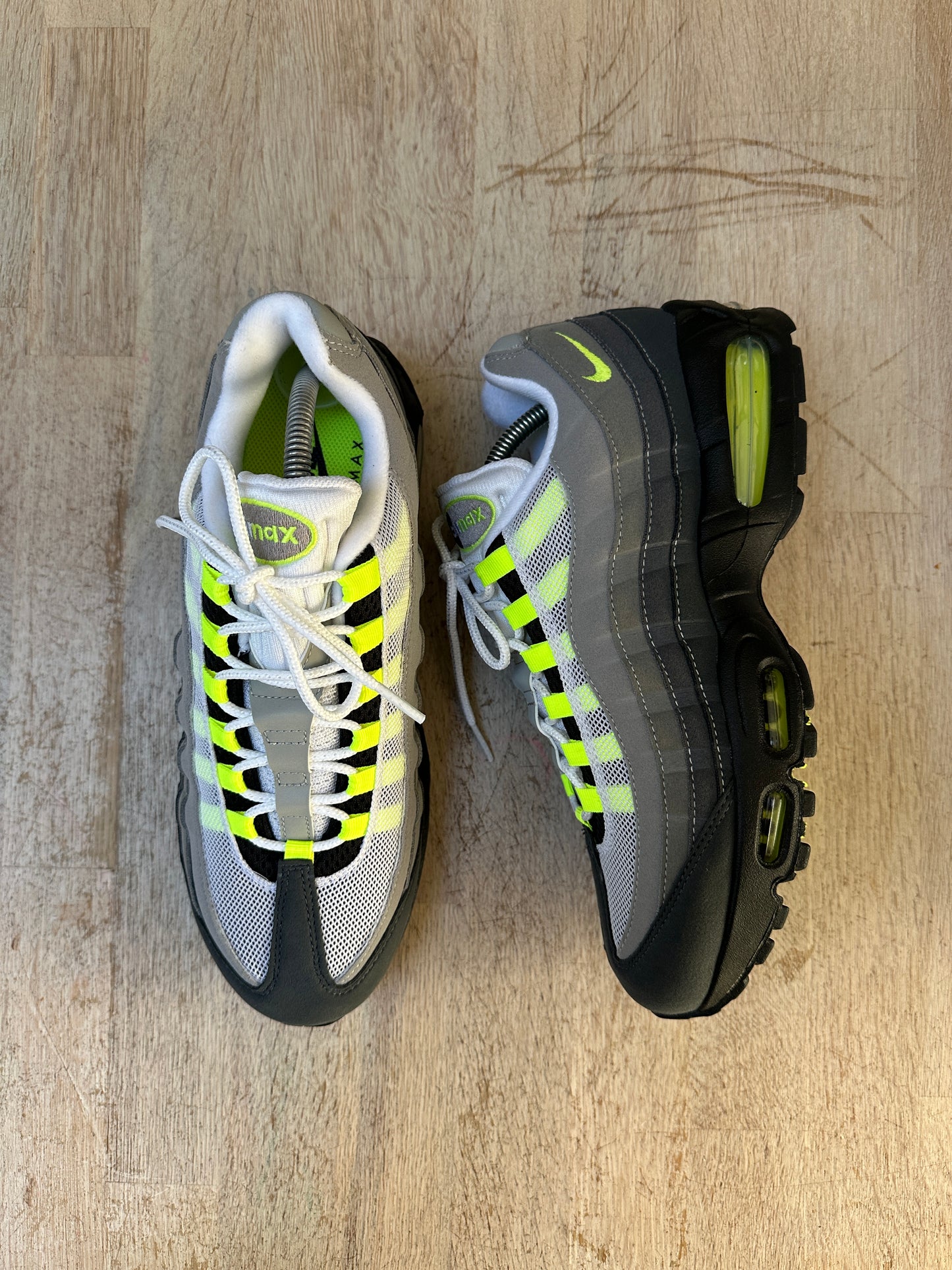Nike Air Max 95 - Neon 2025 - UK9