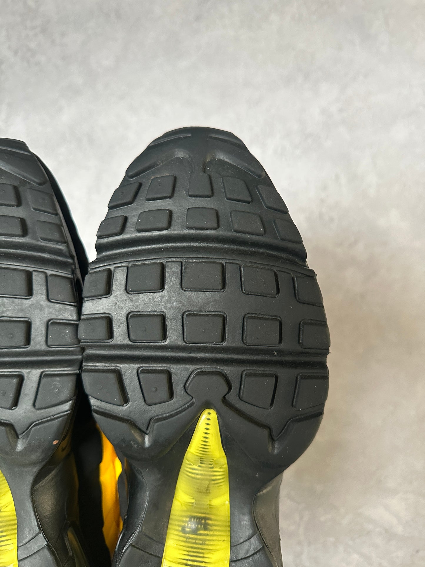 Nike Air Max 95 - Varsity Maize - UK8.5