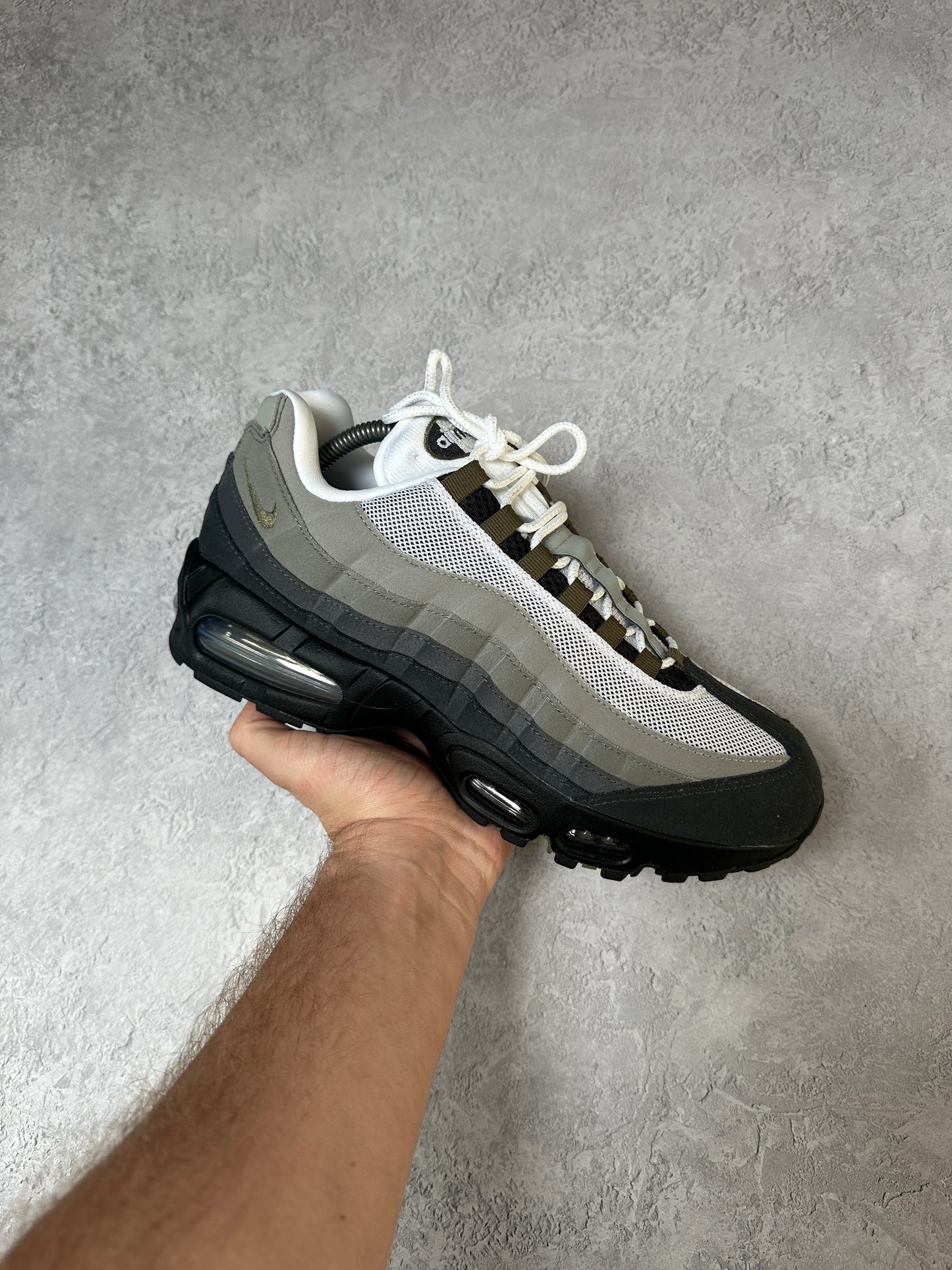 Nike Air Max 95 - Medium Olive - UK8