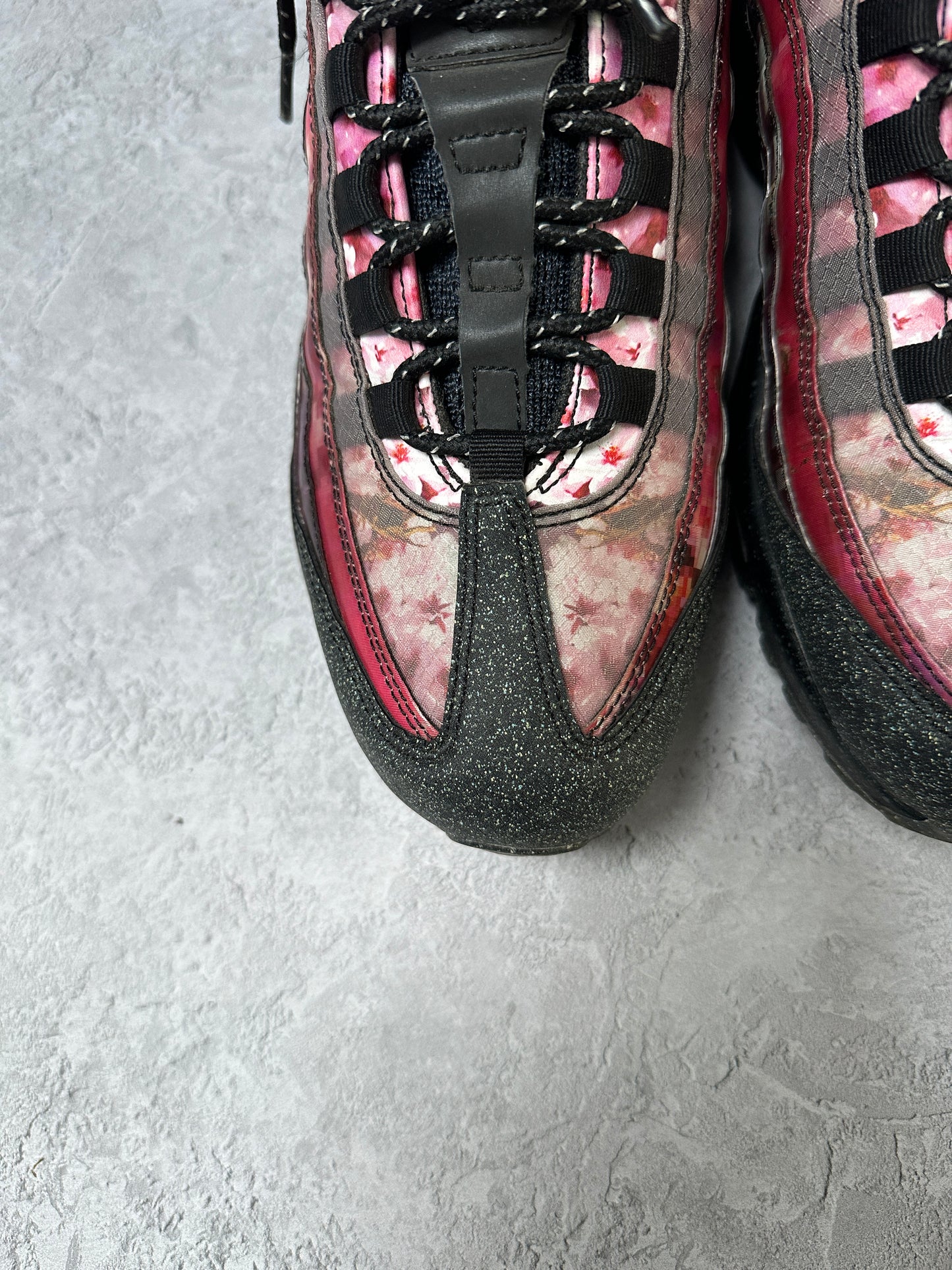 Nike Air Max 95 - Cherry Blossom - UK7.5