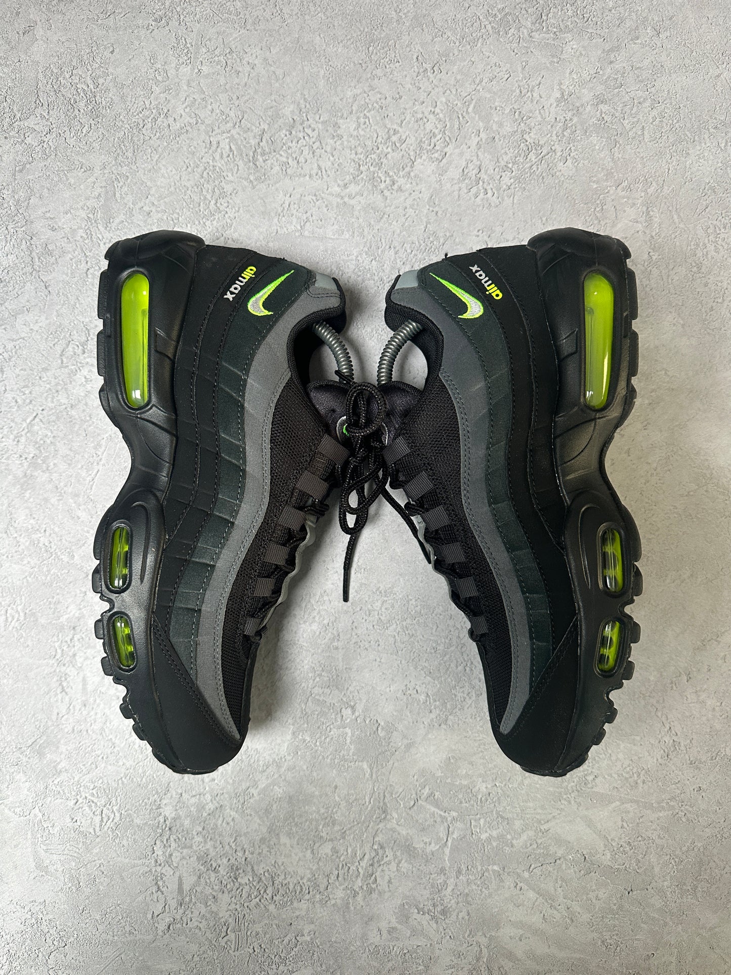 Nike Air Max 95 - Neon Retro Logos - UK8