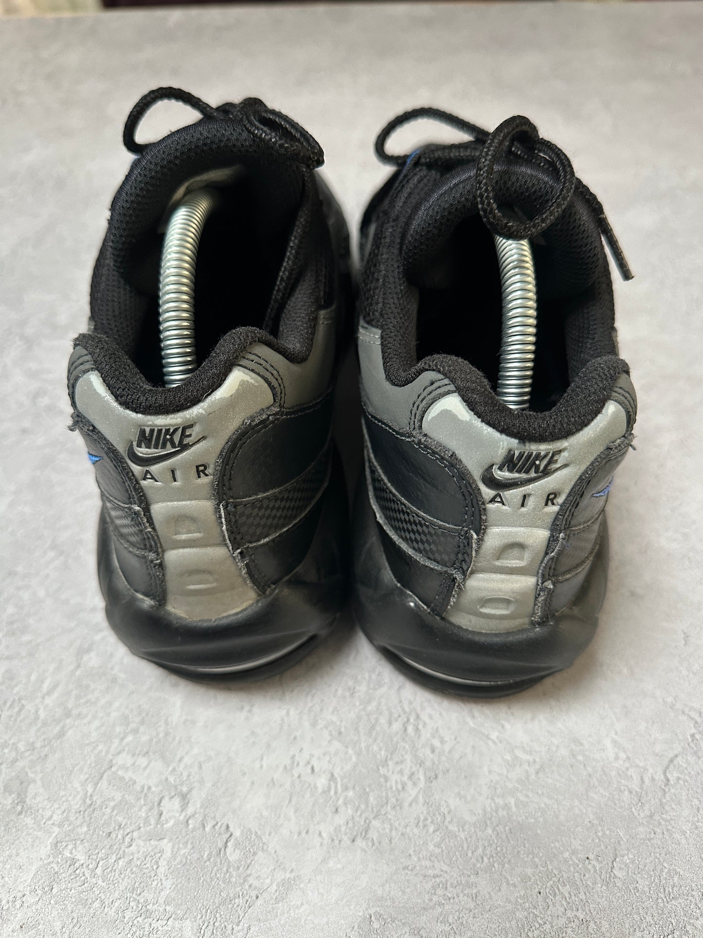 Nike Air Max 95 - Black / Royal Blue - UK8.5
