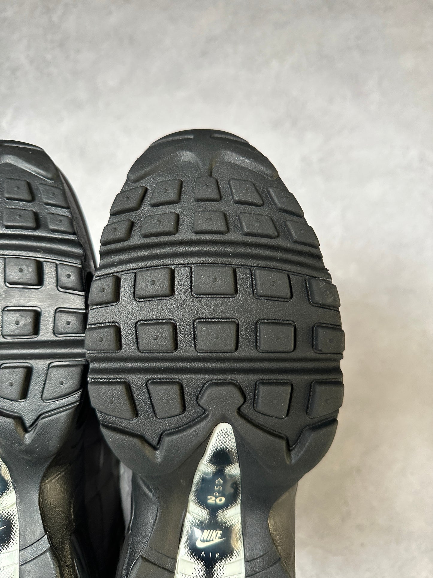 Nike Air Max 95 - Granite - UK8.5