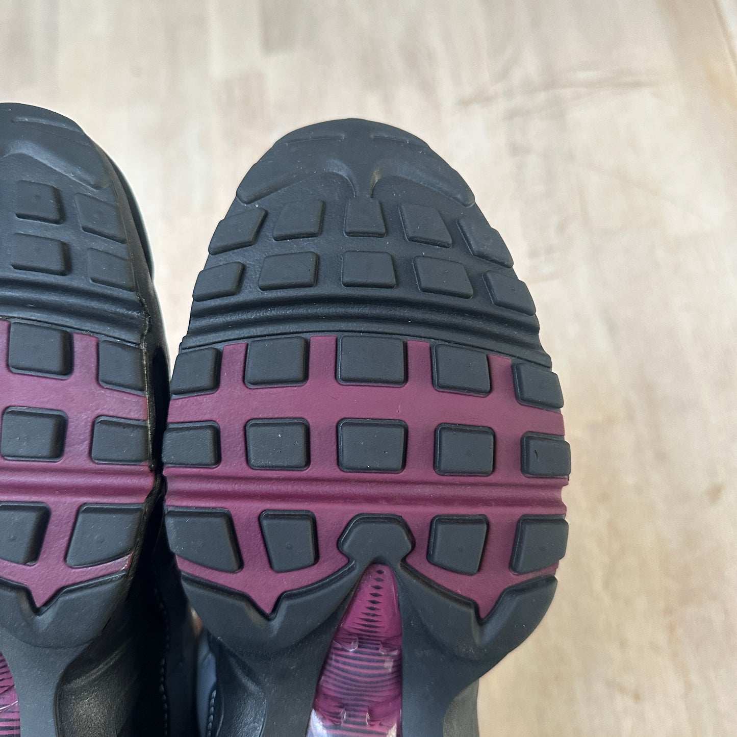 Nike Air Max 95 - Dark Beetroot - UK7.5