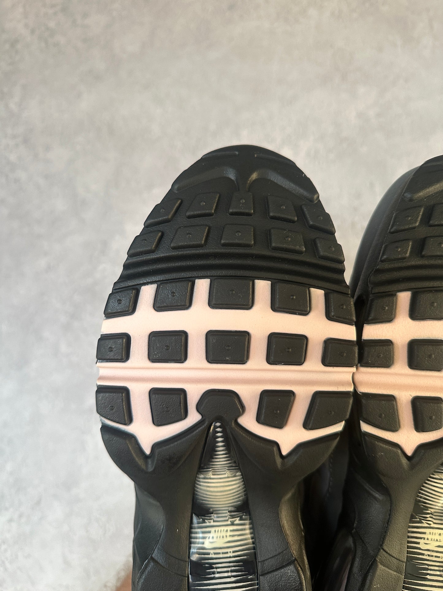 Nike Air Max 95 - Pink Foam - UK7
