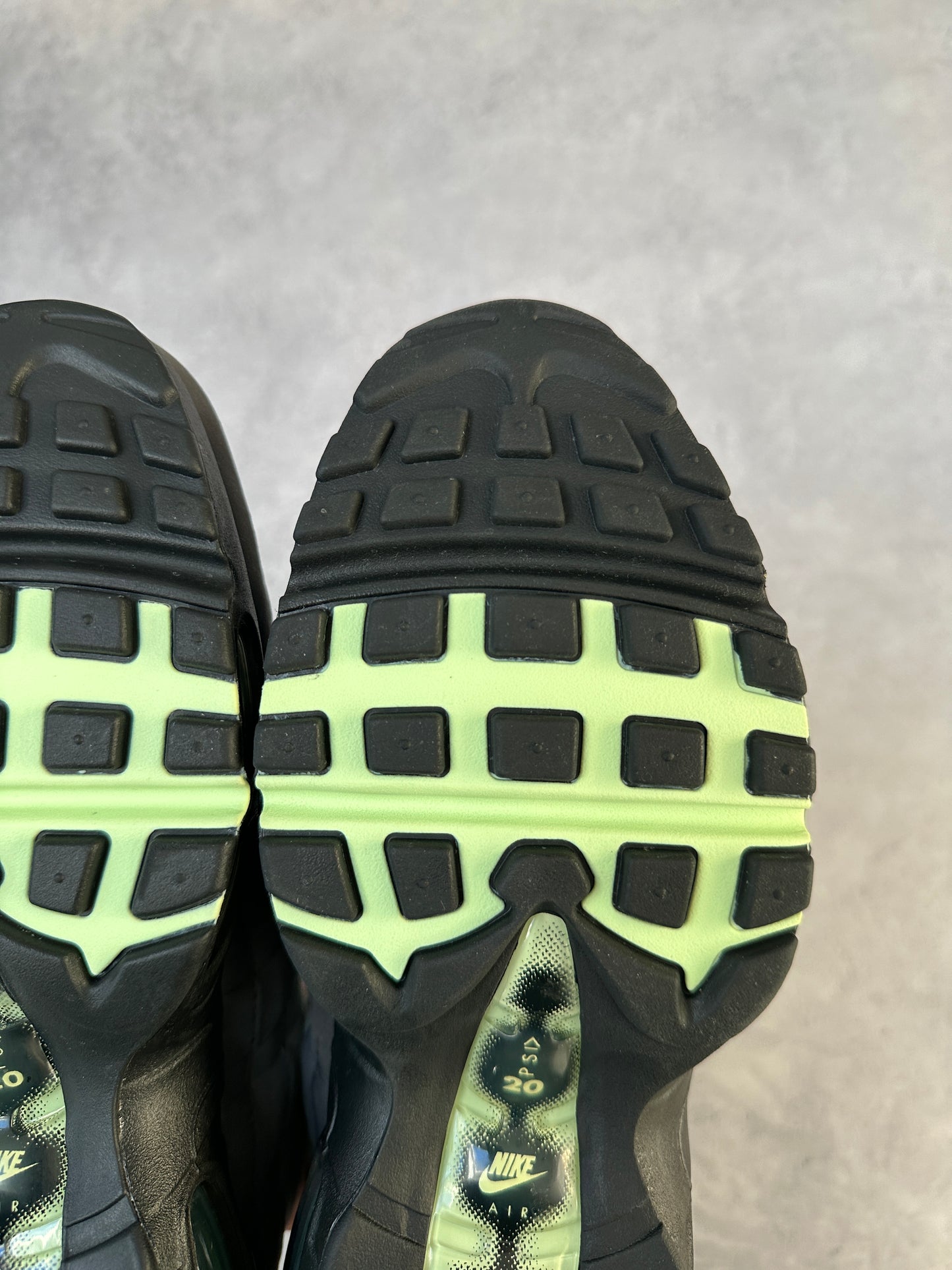 Nike Air Max 95 - Fresh Mint - UK7.5