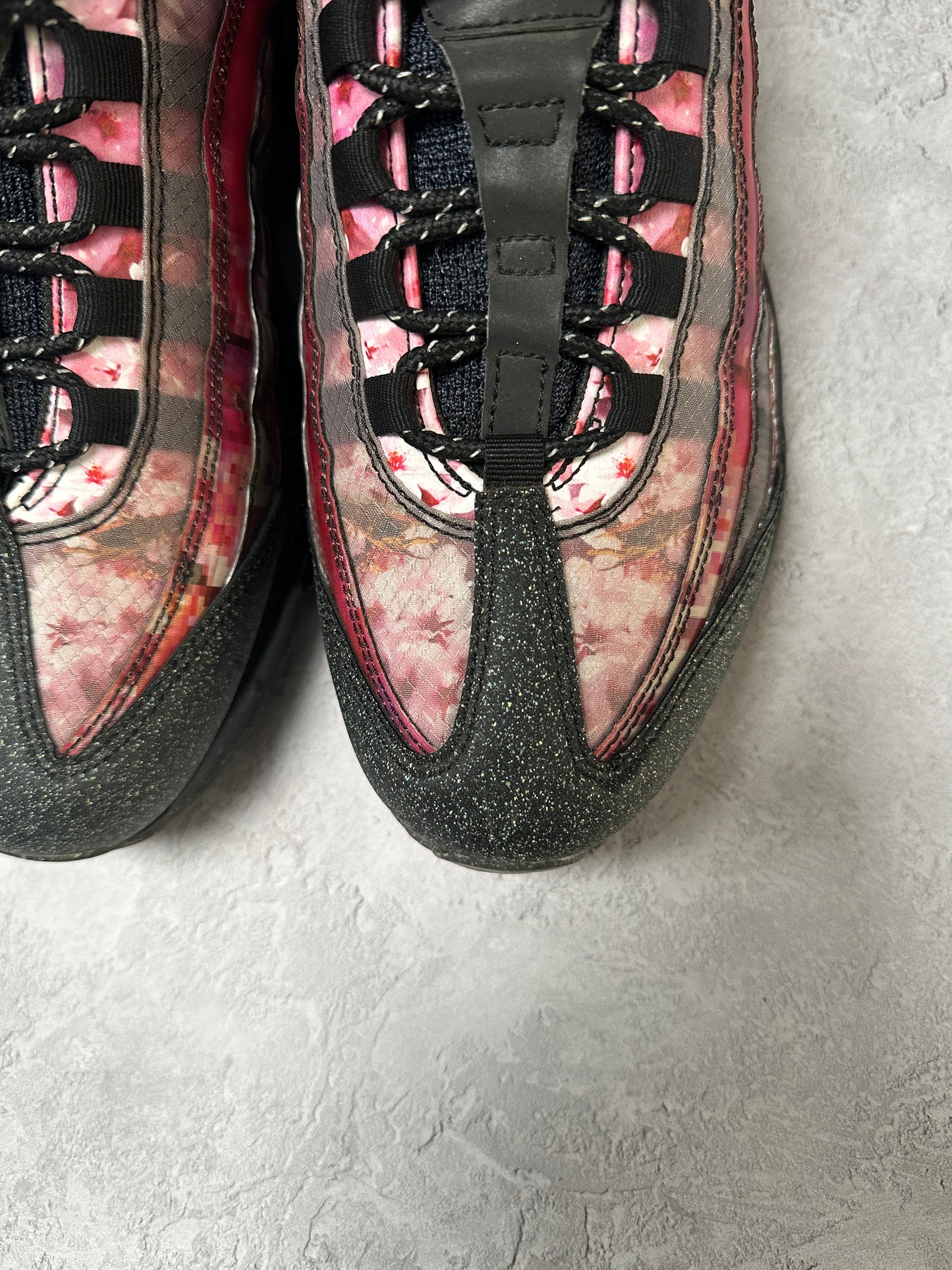 Nike Air Max 95 - Cherry Blossom - UK7.5