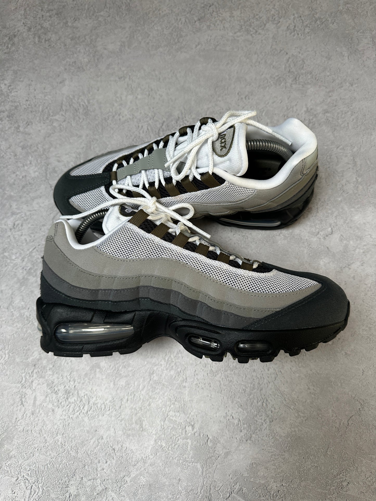 Nike Air Max 95 - Medium Olive - UK7.5