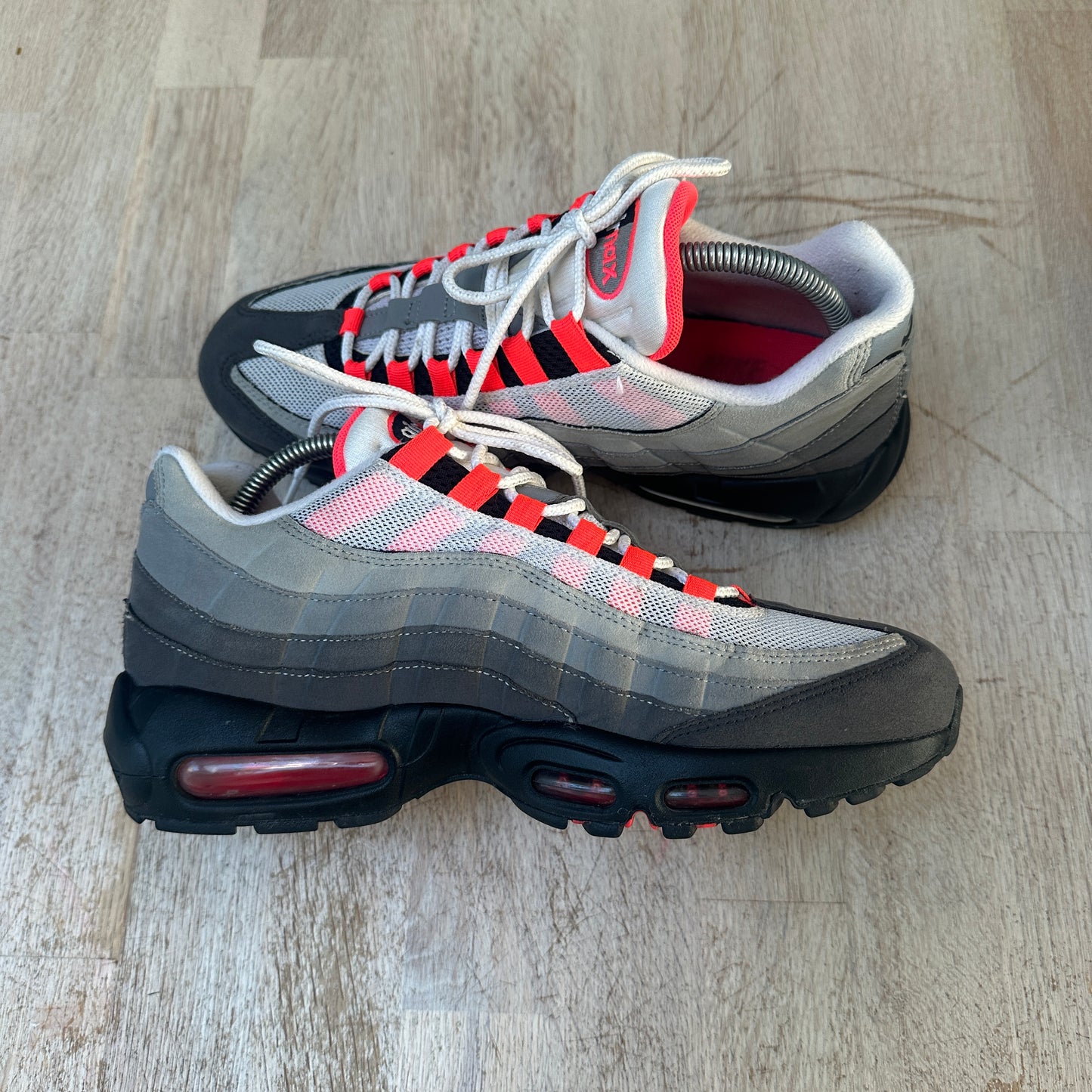 Nike Air Max 95 - Solar Red - UK7.5