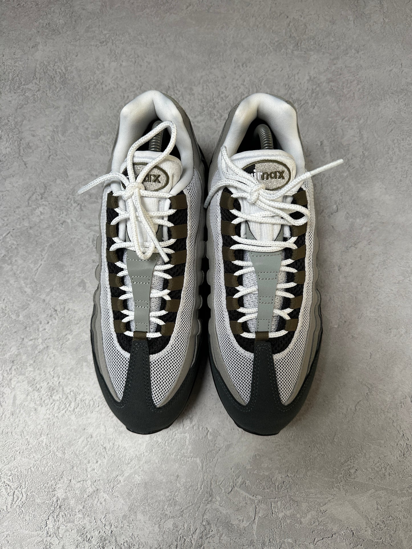 Nike Air Max 95 - Medium Olive - UK7.5