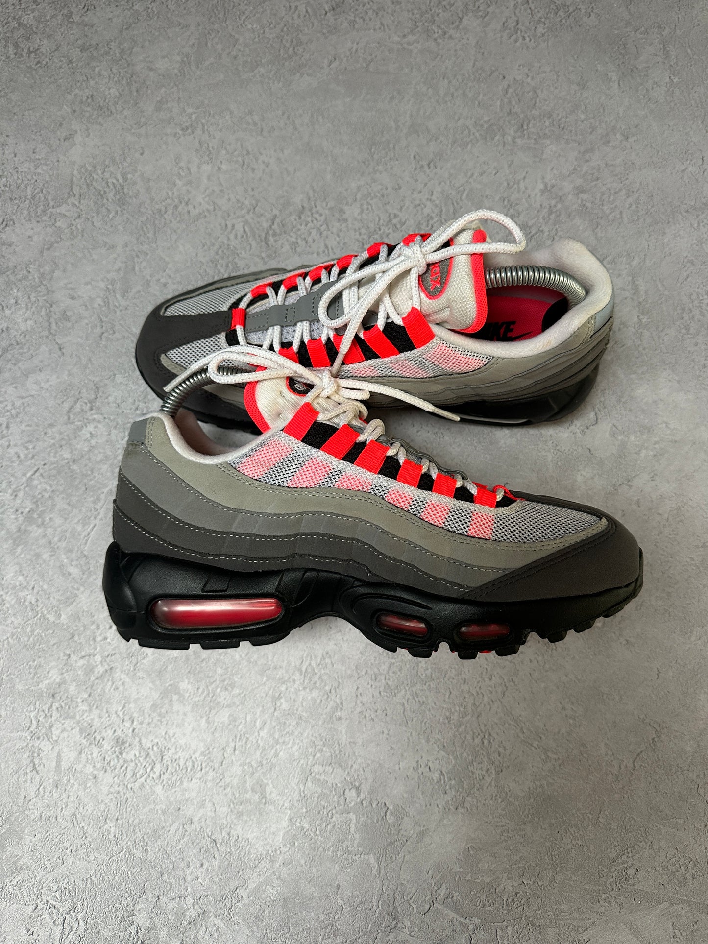Nike Air Max 95 - Solar Red - UK6