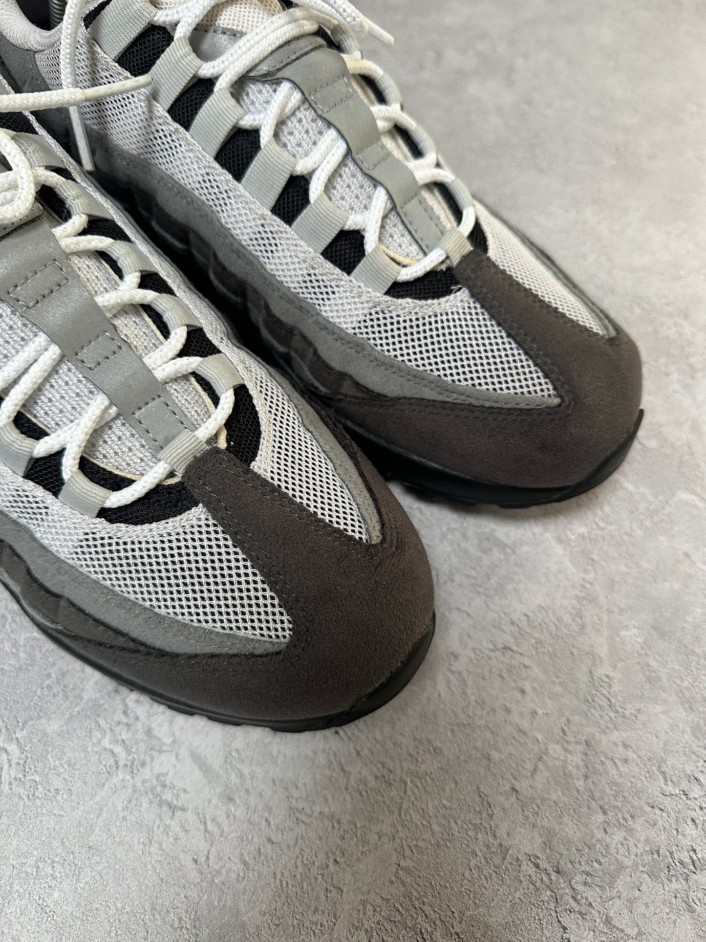 Nike Air Max 95 - Grey Jewel - UK8