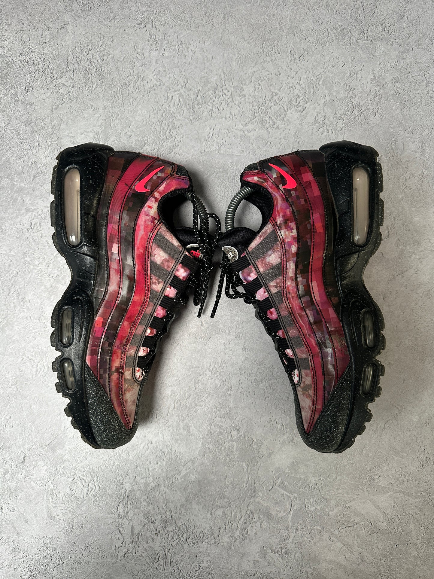 Nike Air Max 95 - Cherry Blossom - UK7.5