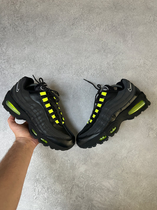 Nike Air Max 95 - Harajuku HRJK - UK8