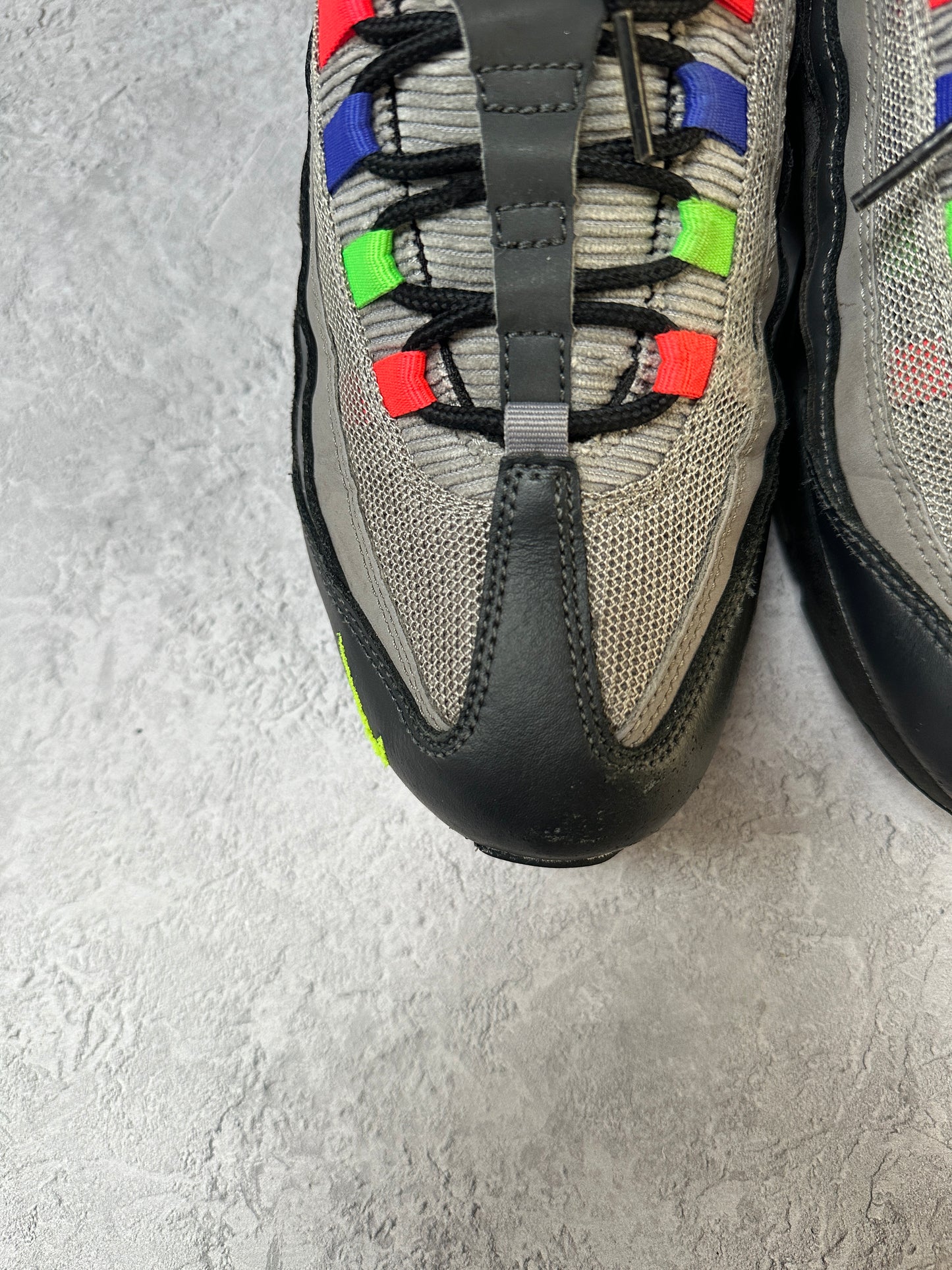 Nike Air Max 95 - Evolution of Icons - UK7.5