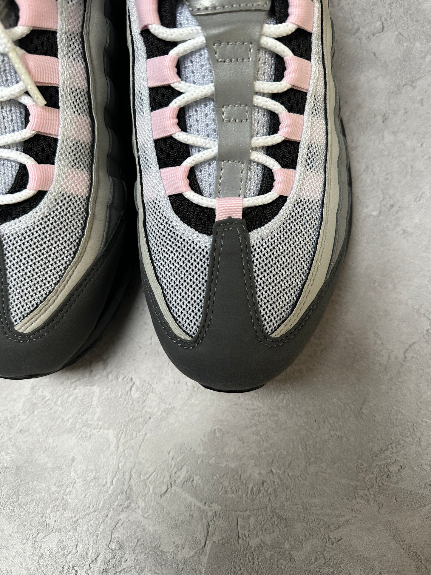 Nike Air Max 95 - Pink Foam - UK8