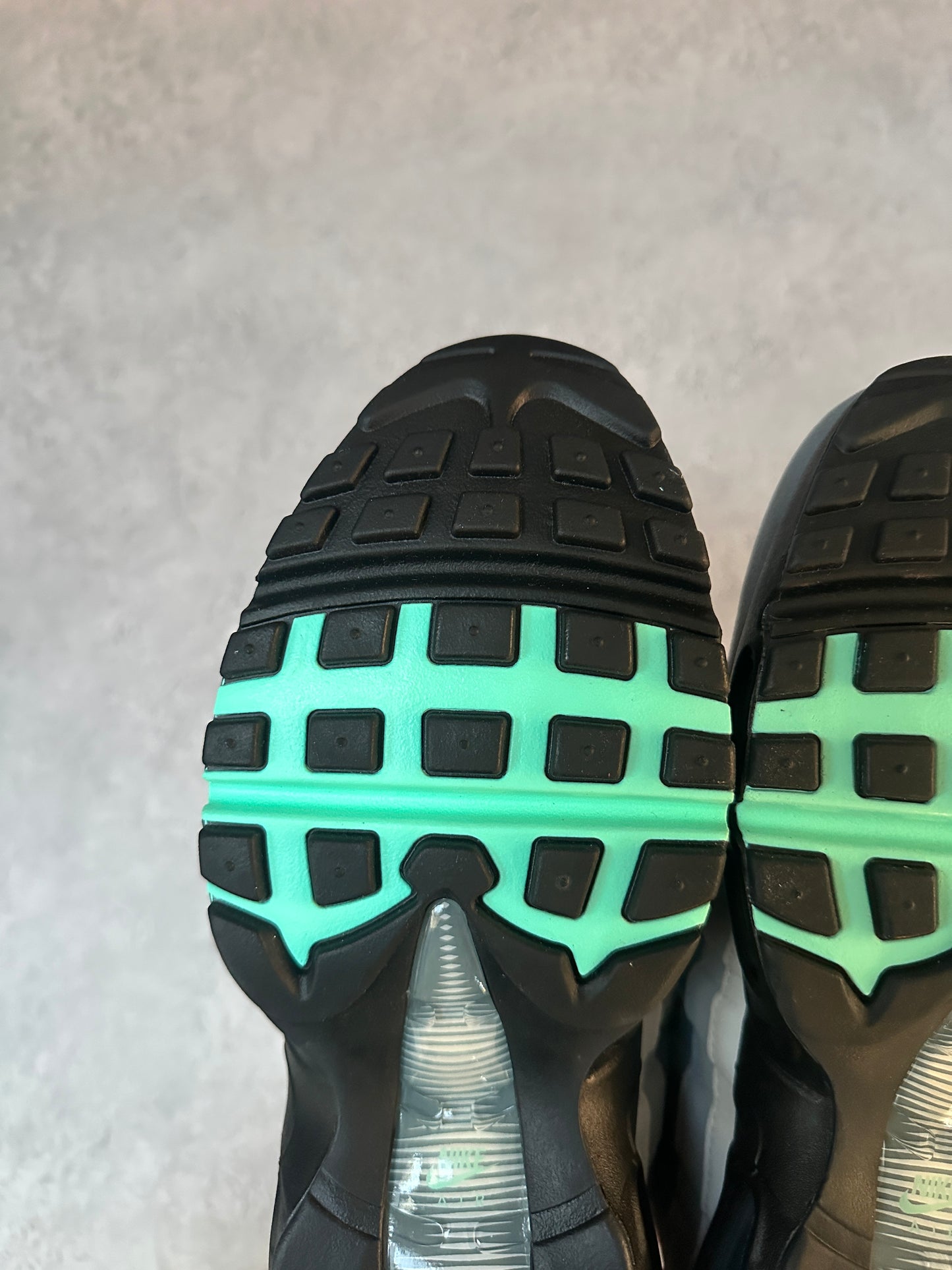 Nike Air Max 95 - Hyper Turquoise - UK7.5