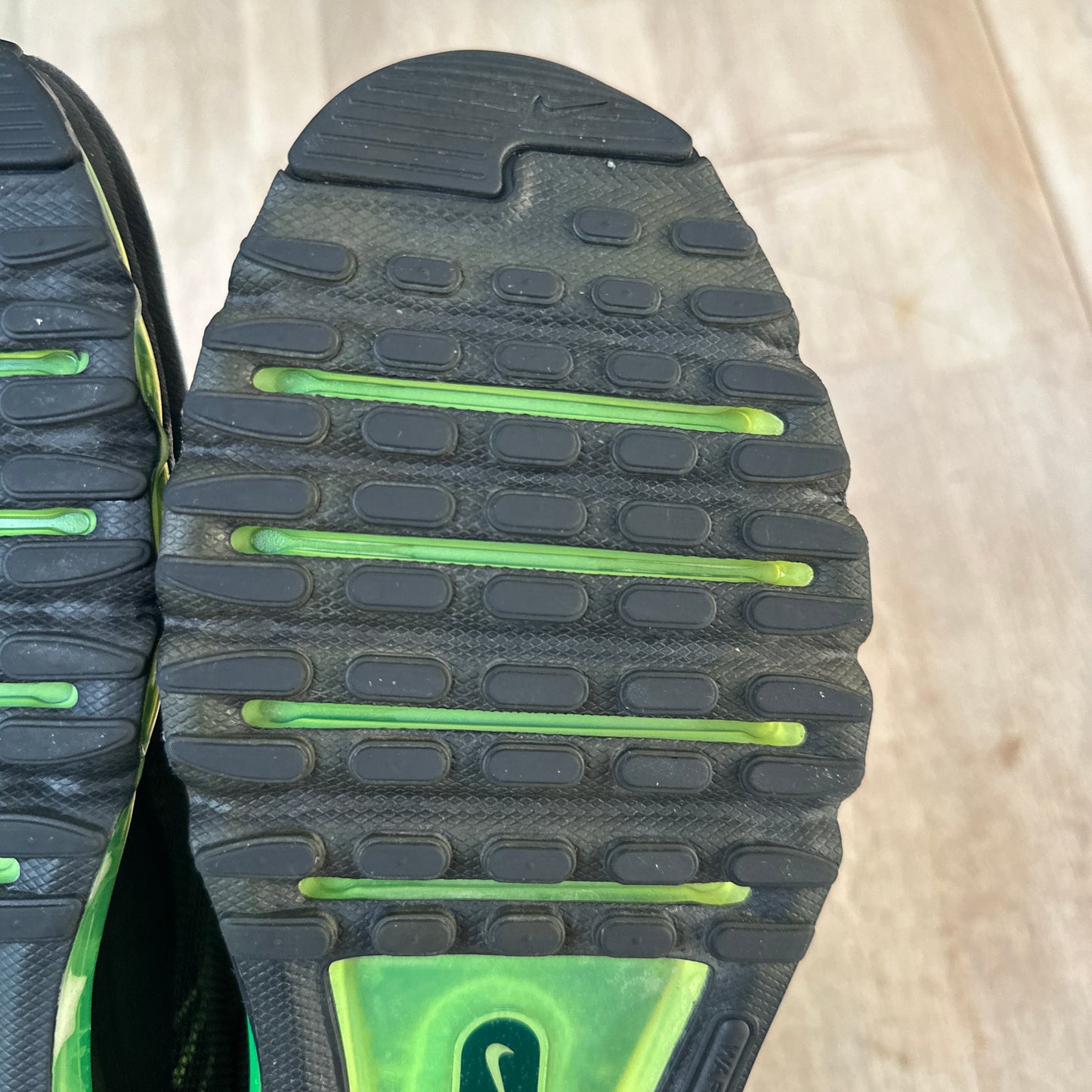 Nike Air Max 95 - Neon Flywire - UK10