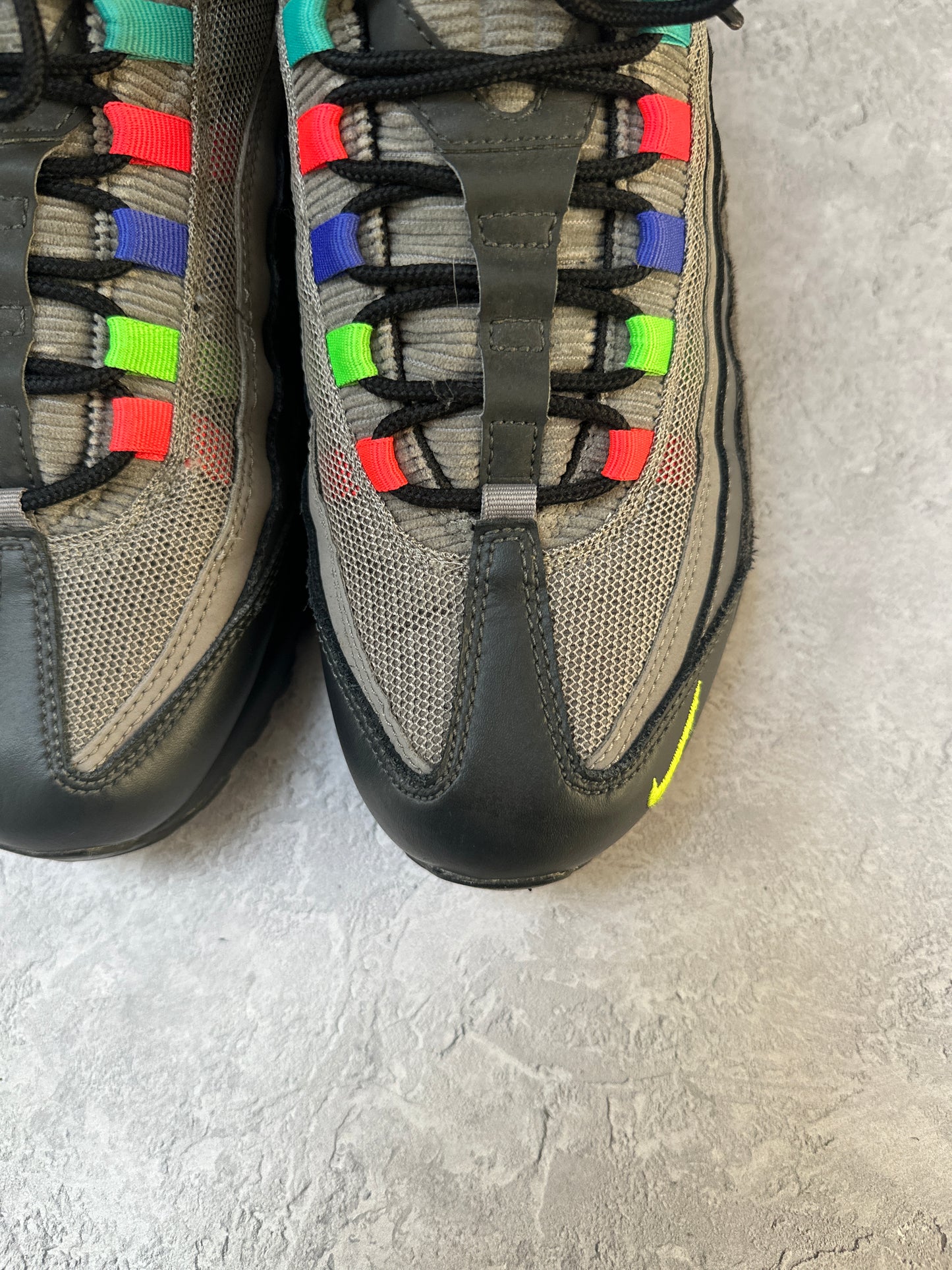 Nike Air Max 95 - Evolution of Icons - UK7.5