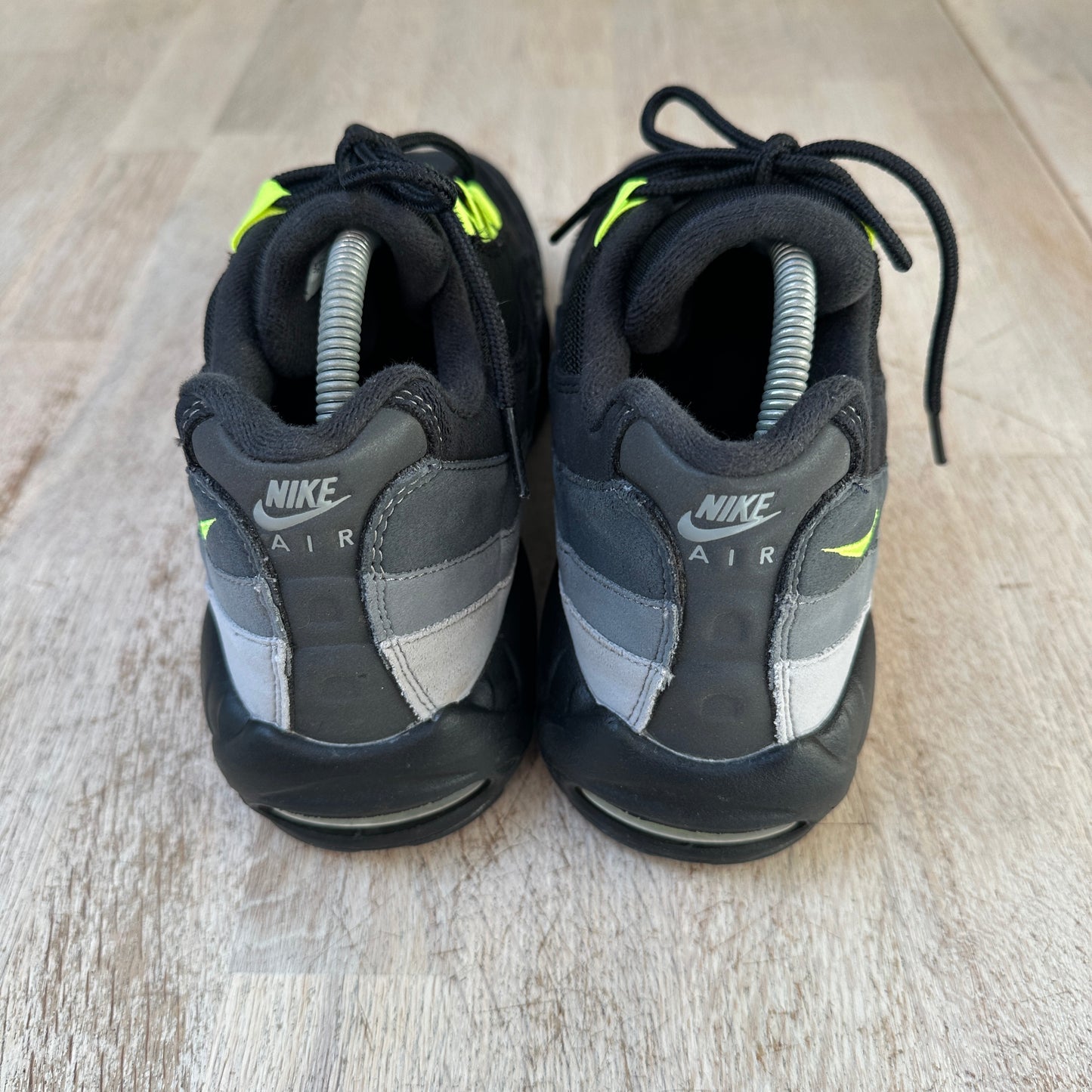 Nike Air Max 95 - Reverse Neon - UK8.5