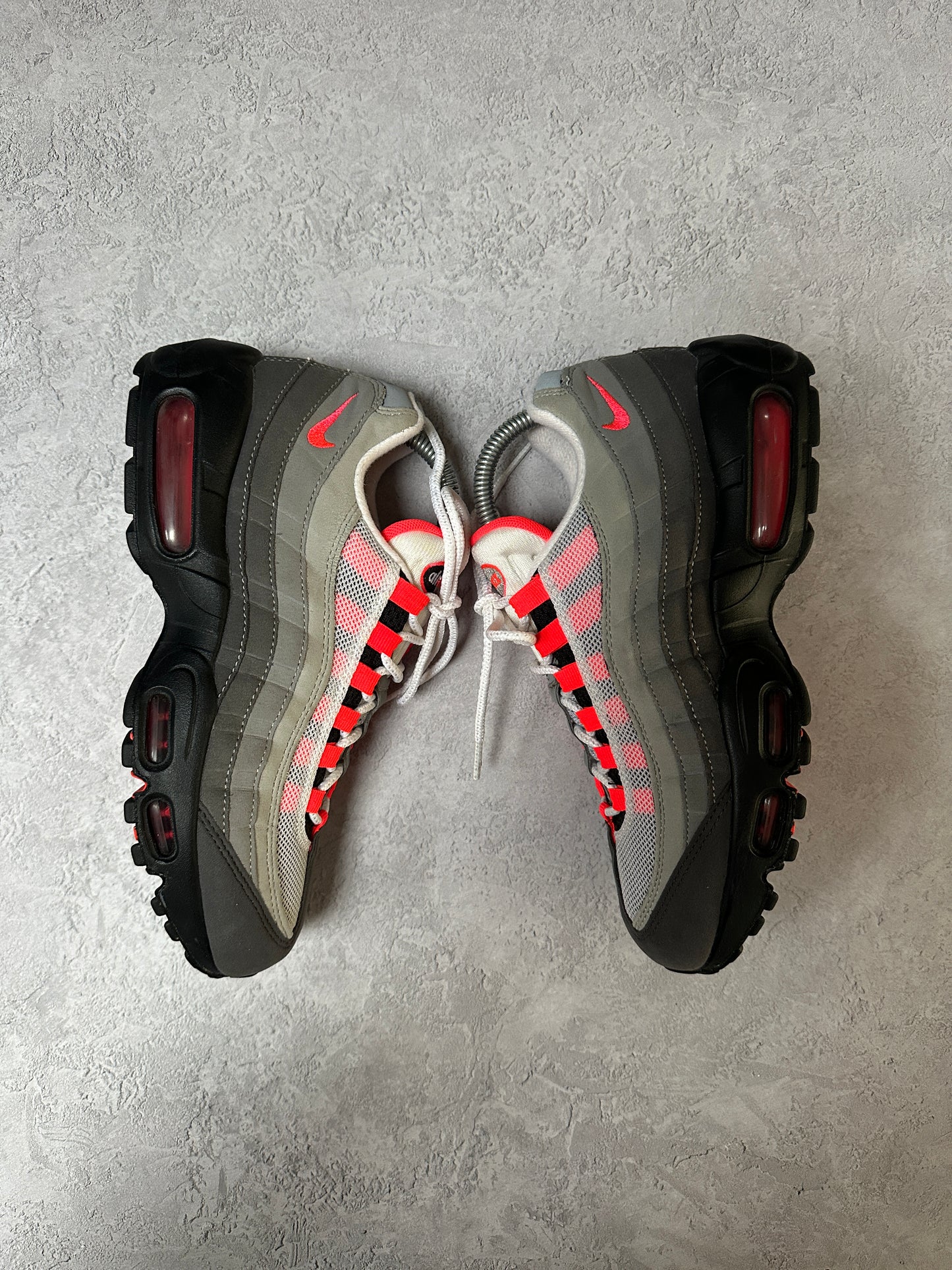 Nike Air Max 95 - Solar Red - UK6