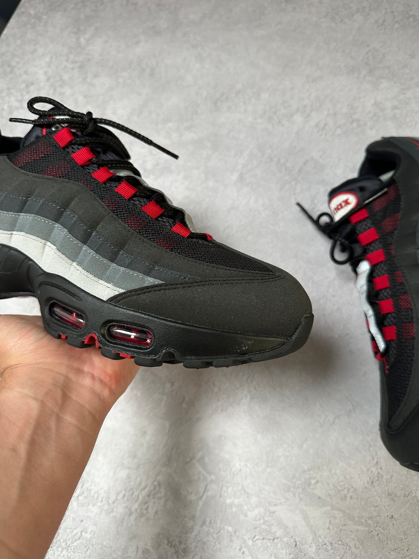 Nike Air Max 95 - Liverpool FC - UK10