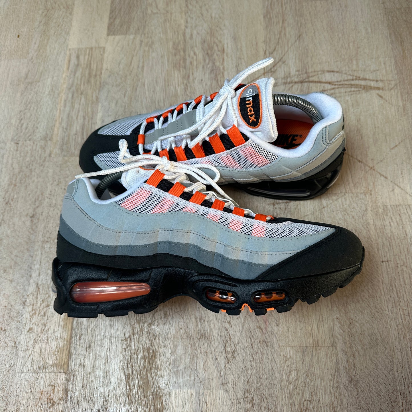 Nike Air Max 95 - Mandarin 2025 - UK7.5