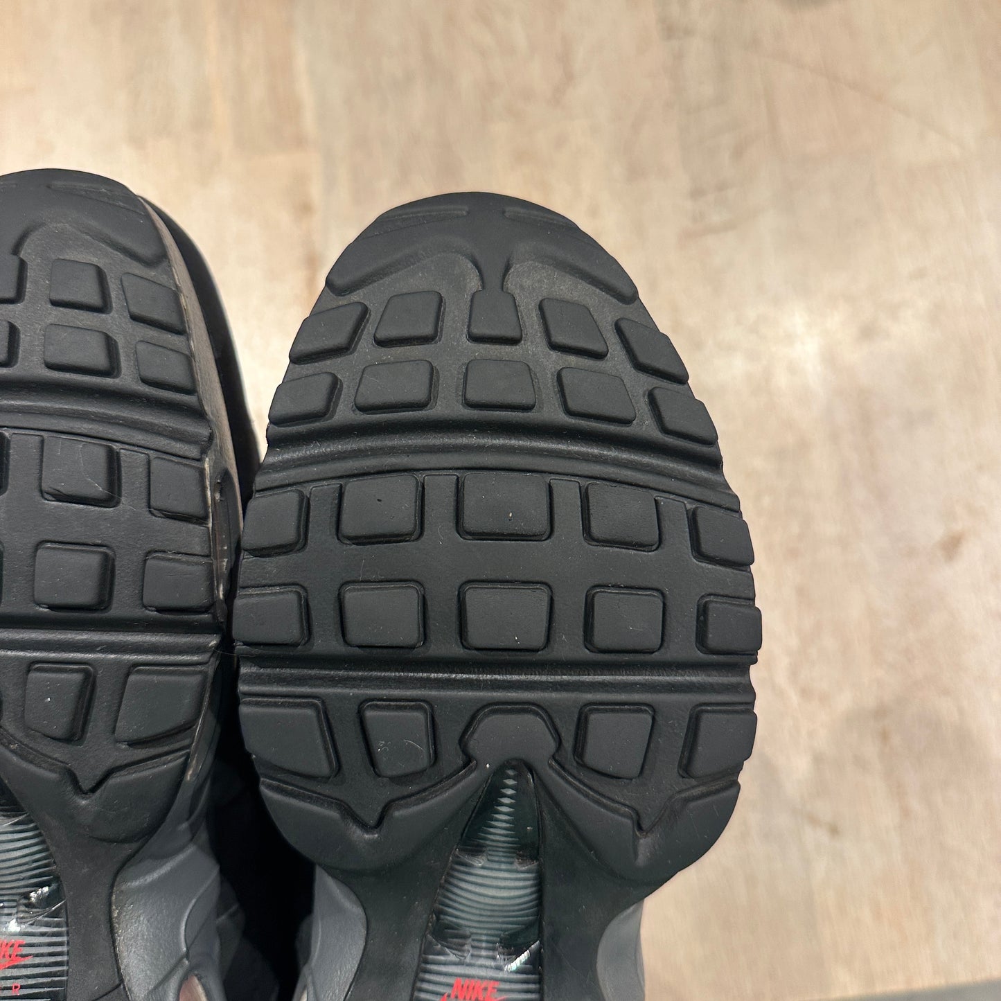 Nike Air Max 95 - Bred Jewel - UK7