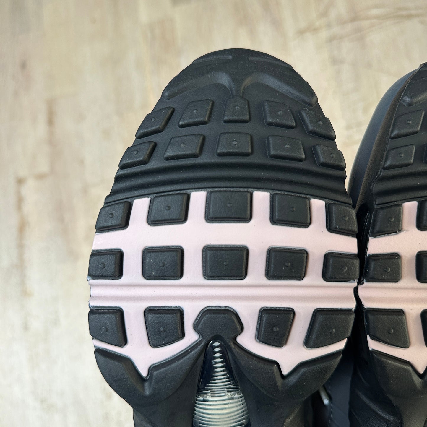 Nike Air Max 95 - Pink Foam - UK7.5