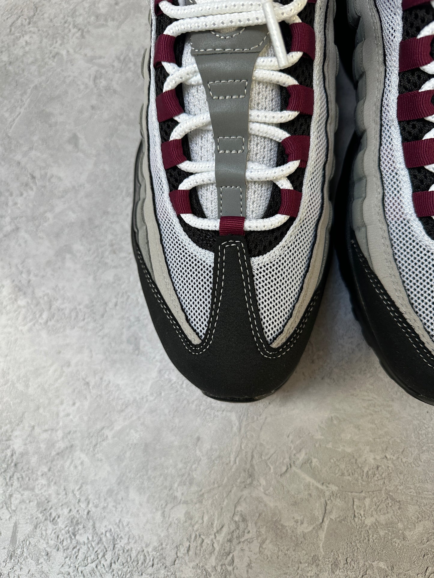 Nike Air Max 95 - Dark Beetroot - UK9