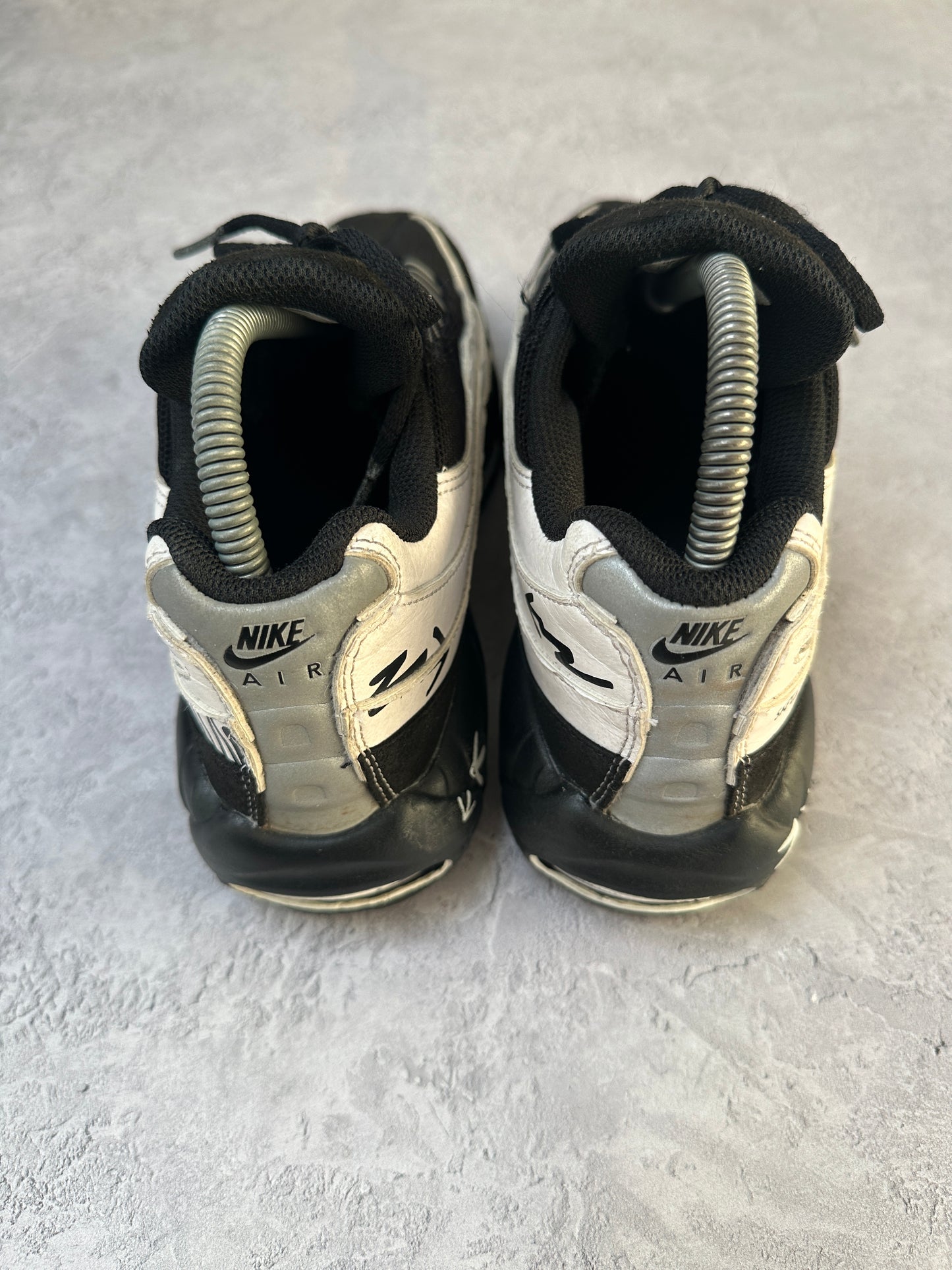 Nike Air Max 95 - Future Movement - Sketch with the Past - UK6