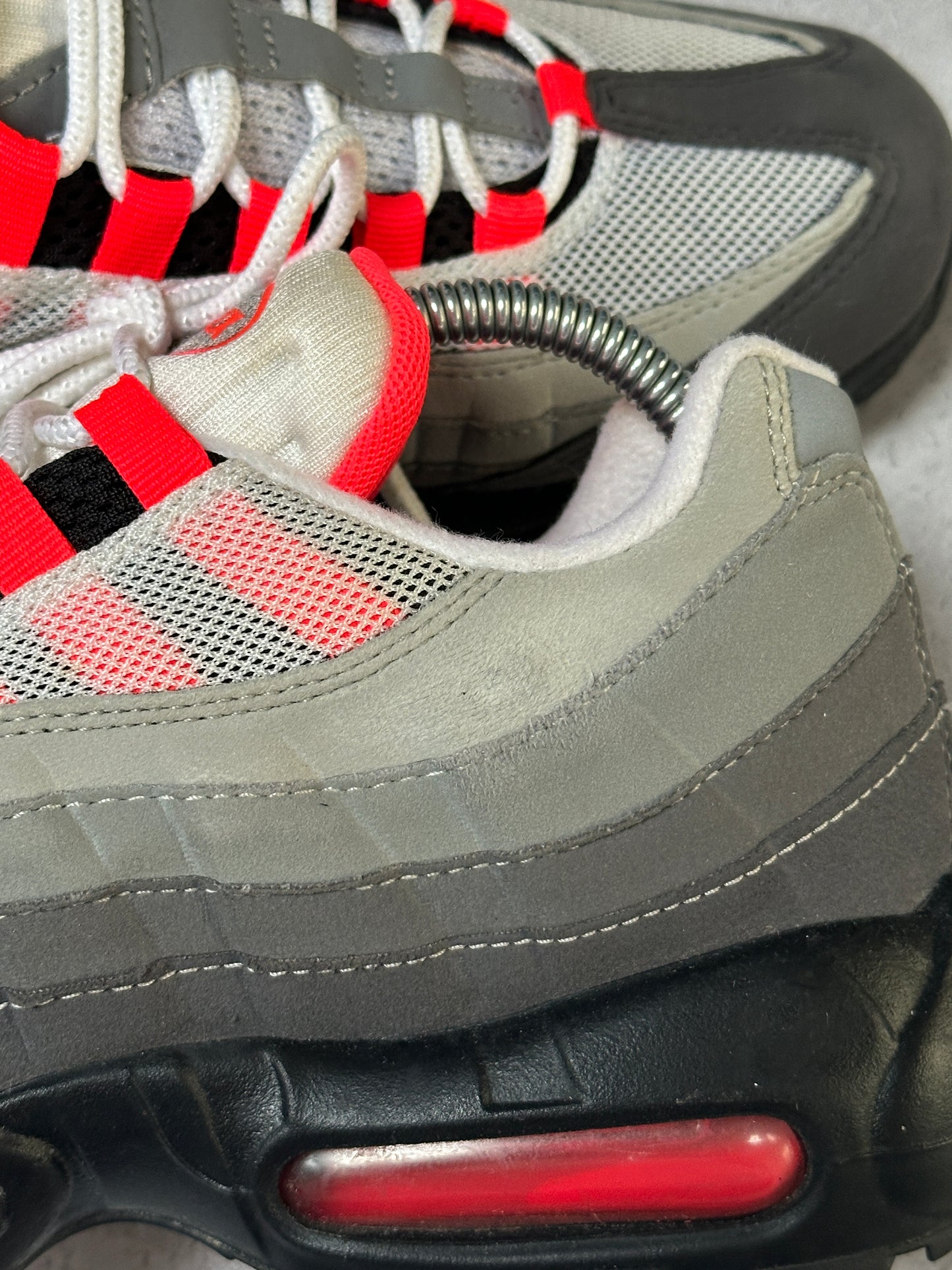 Nike Air Max 95 - Solar Red - UK7