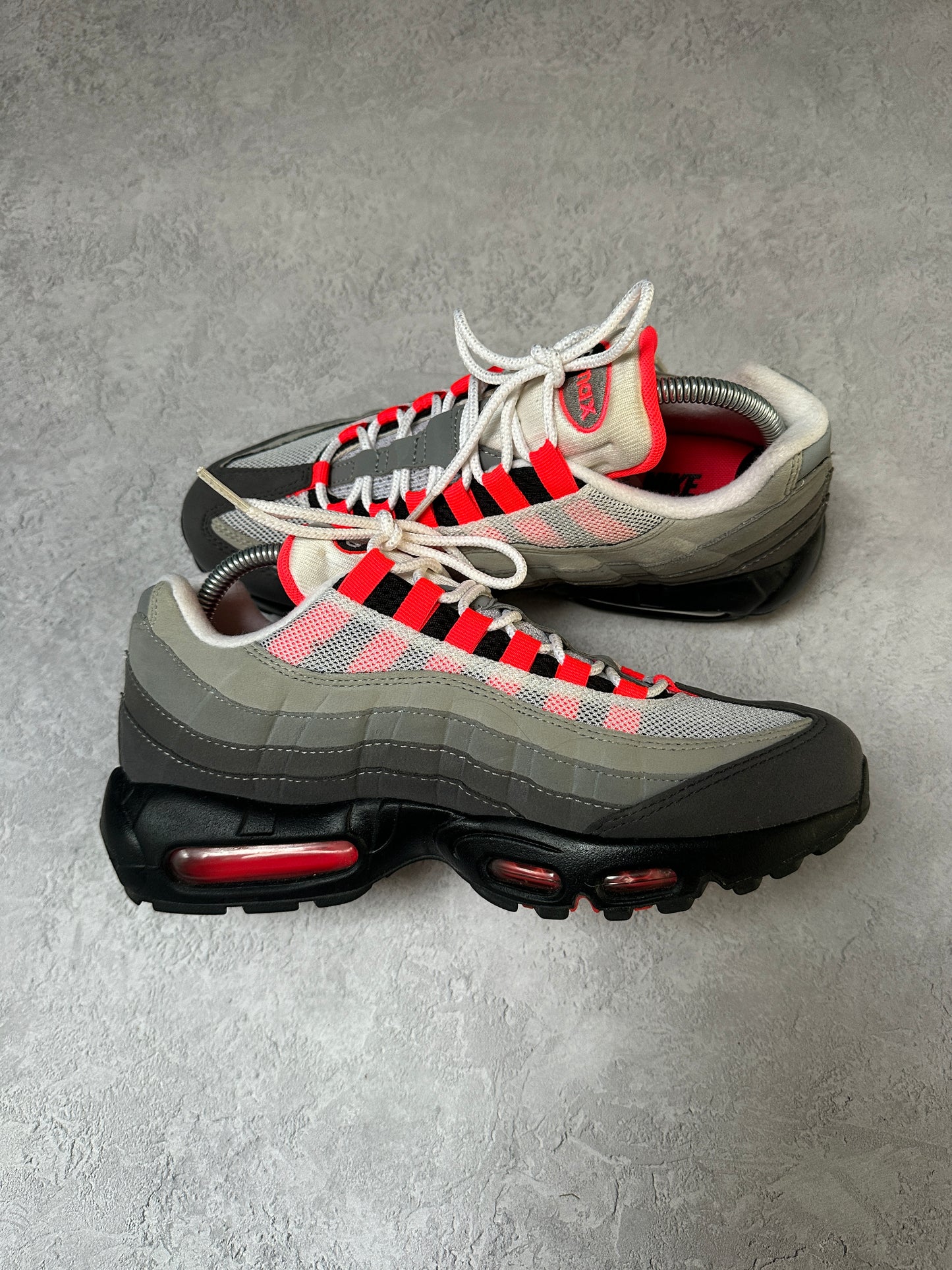 Nike Air Max 95 - Solar Red - UK7