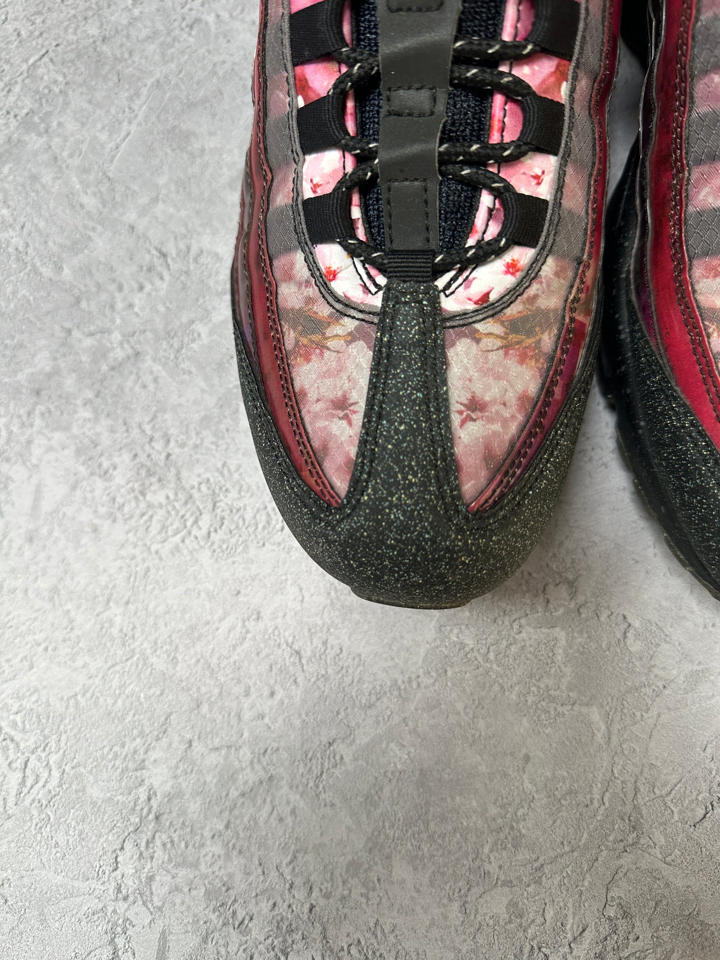 Nike Air Max 95 - Cherry Blossom - UK8.5
