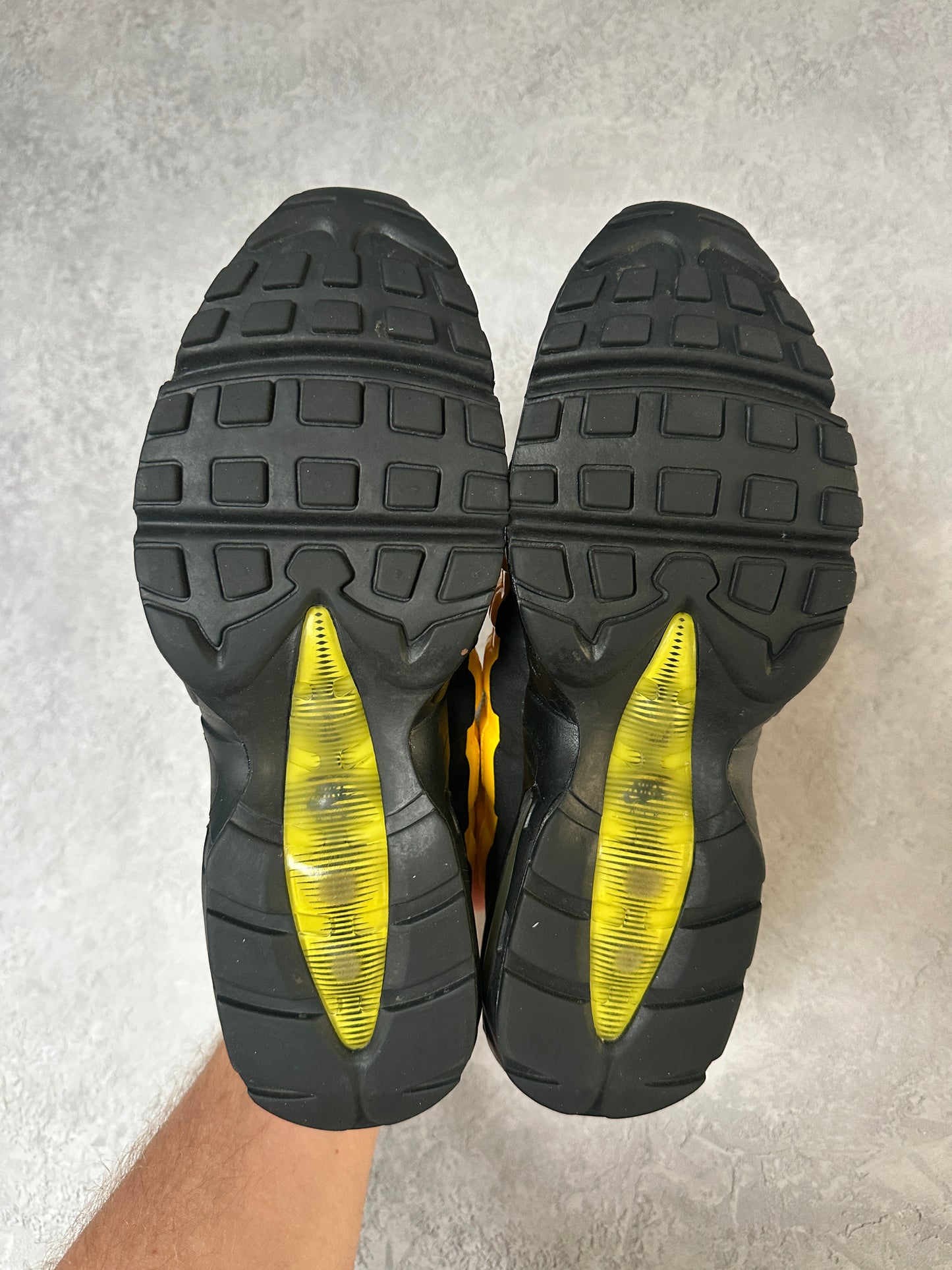 Nike Air Max 95 - Varsity Maize - UK8.5