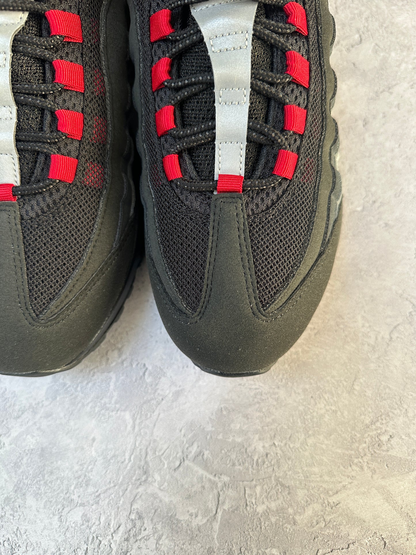Nike Air Max 95 - Liverpool FC - UK9