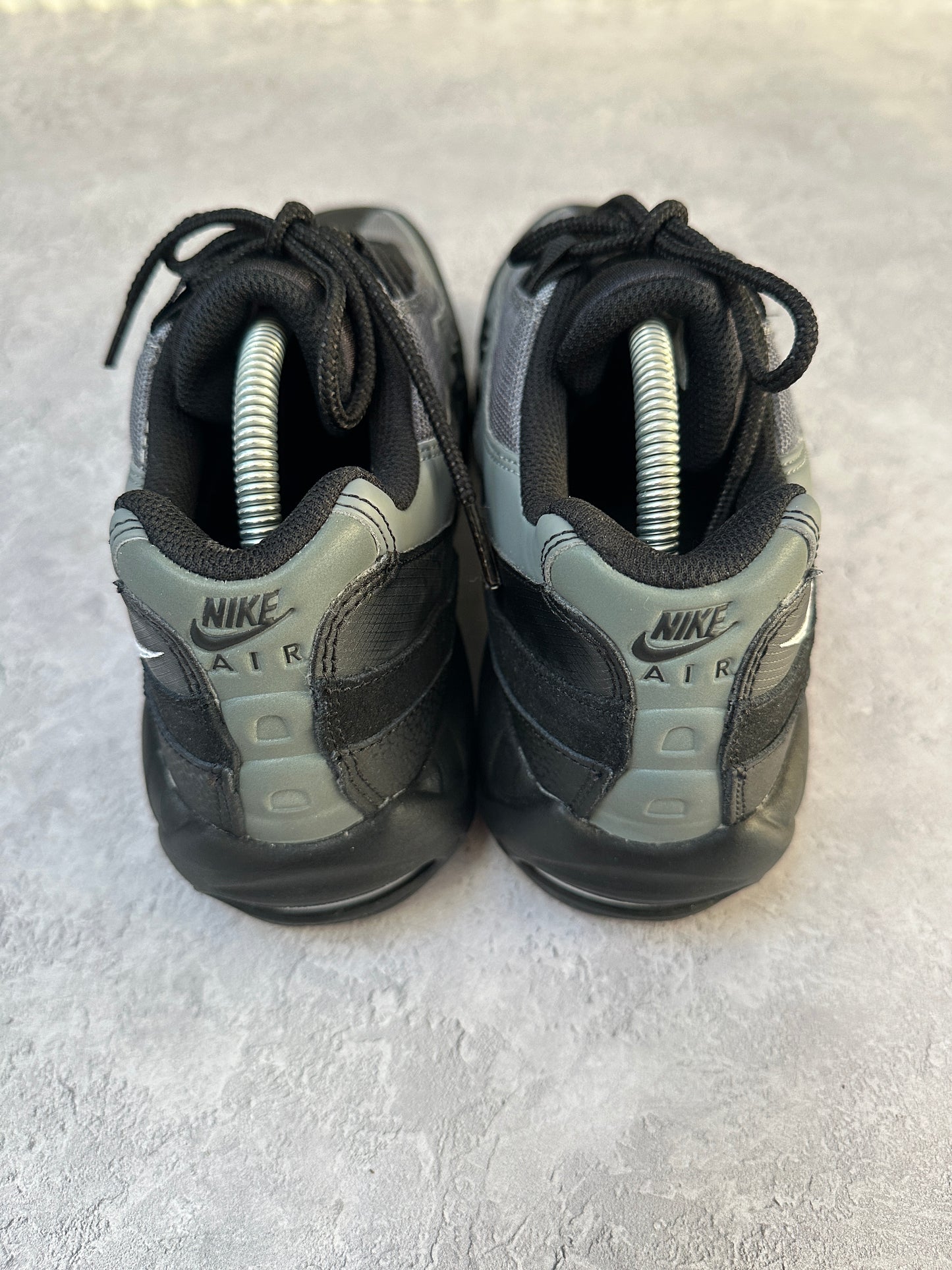 Nike Air Max 95 - Black / Smoke Grey - UK8.5