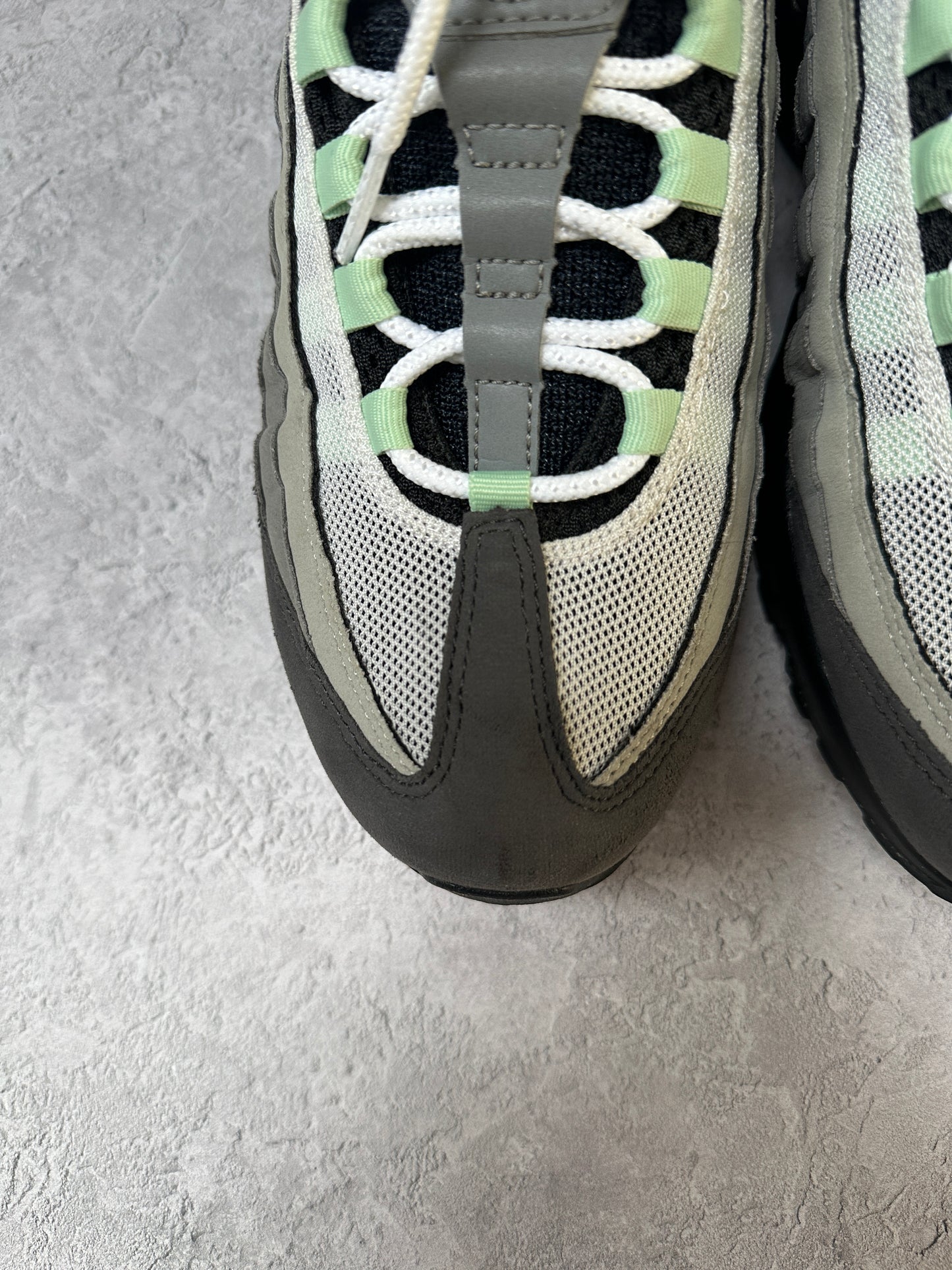 Nike Air Max 95 - Fresh Mint - UK8