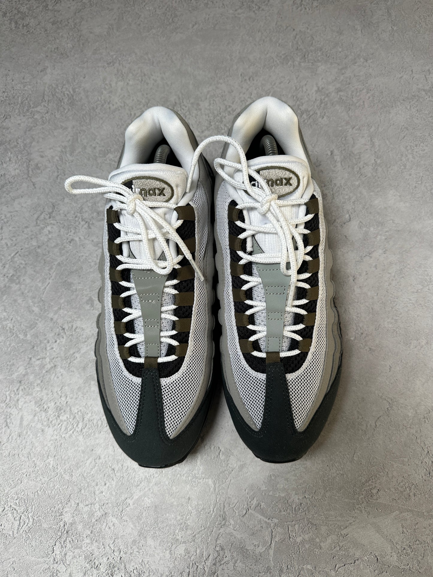 Nike Air Max 95 - Medium Olive - UK8.5