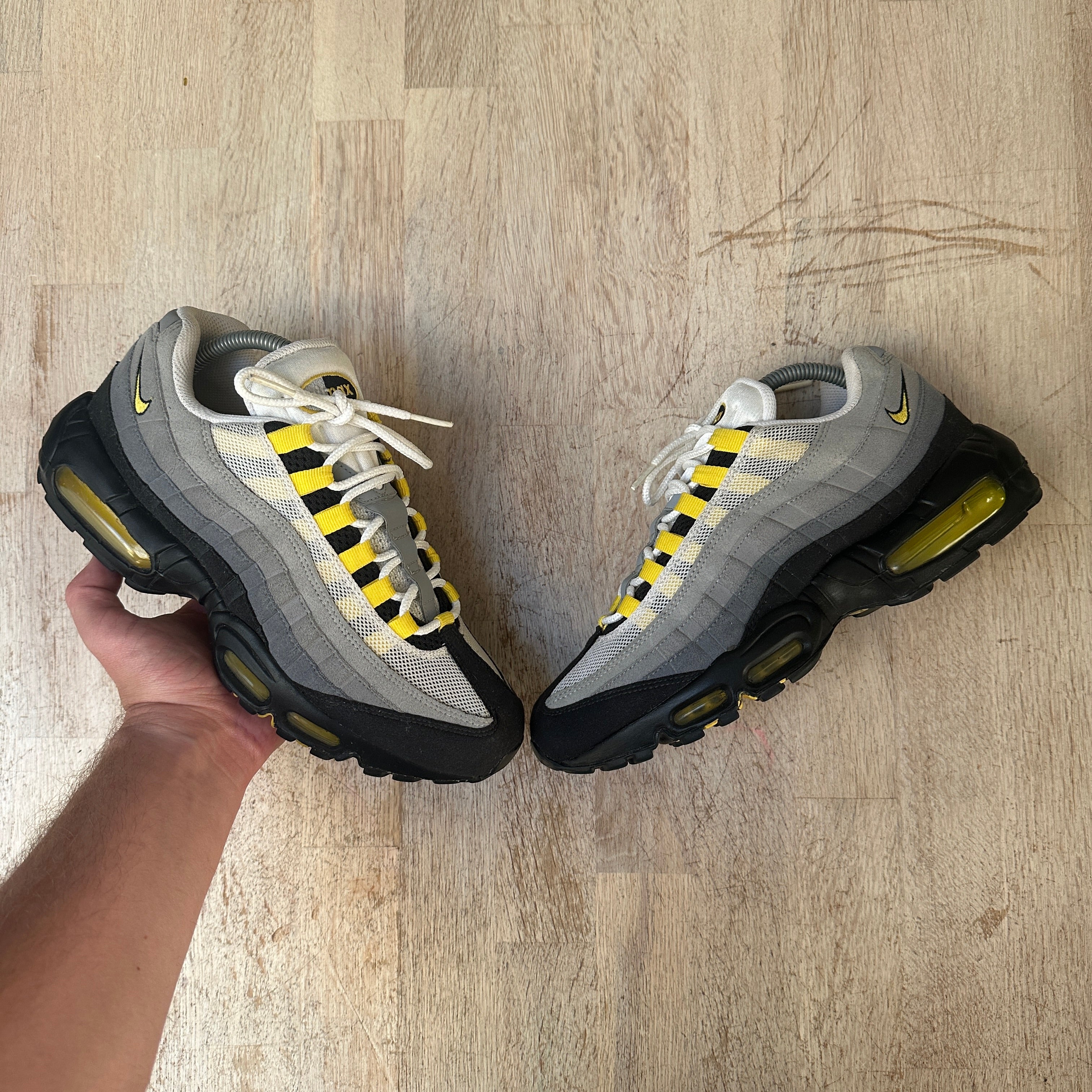 95 yellow air max