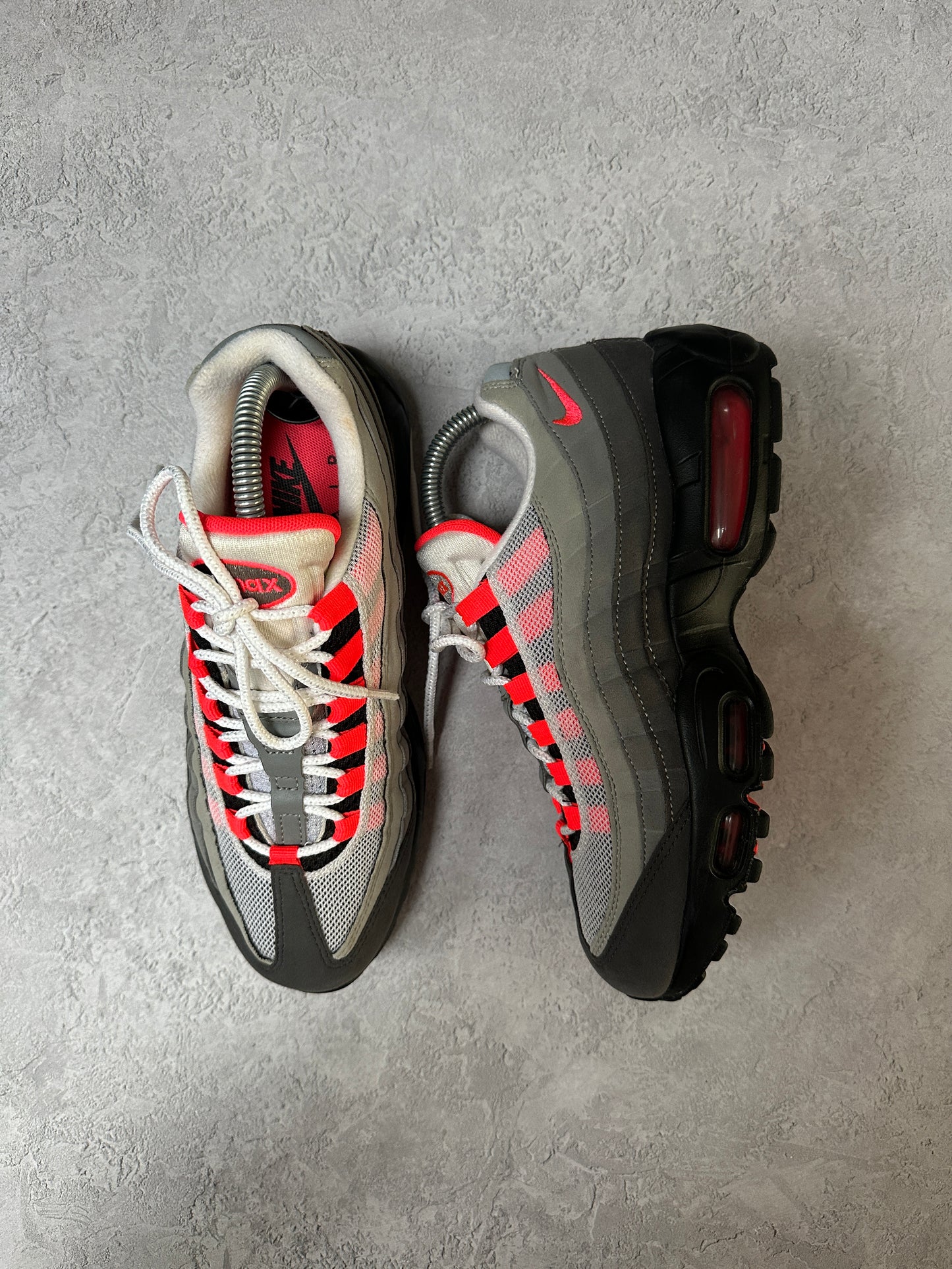 Nike Air Max 95 - Solar Red - UK6