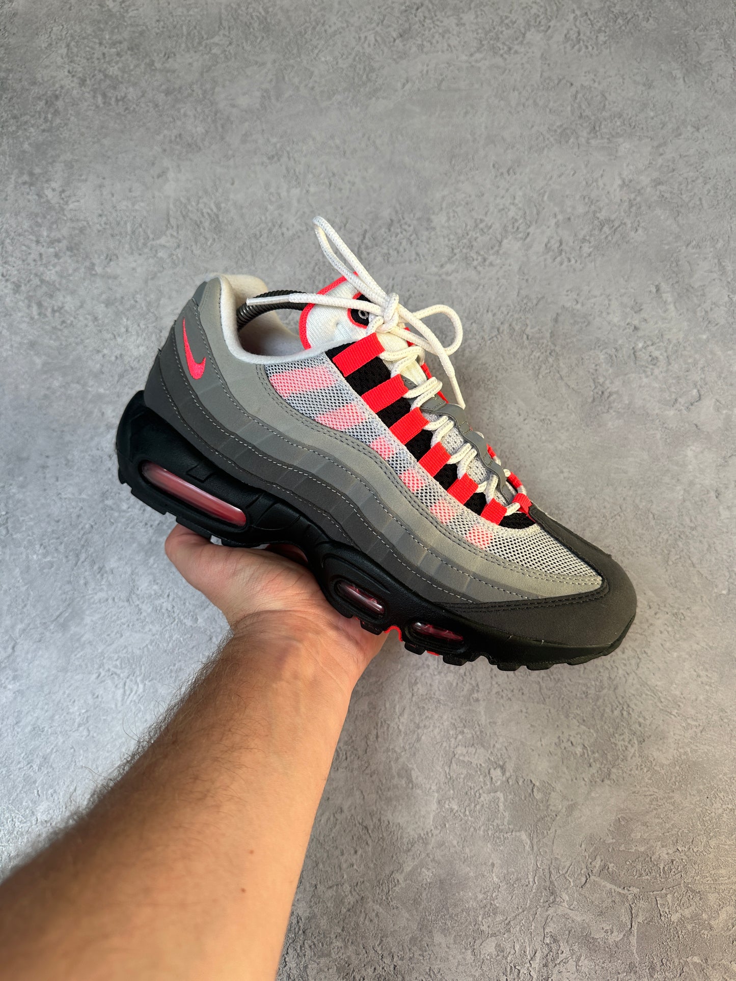 Nike Air Max 95 - Solar Red - UK8